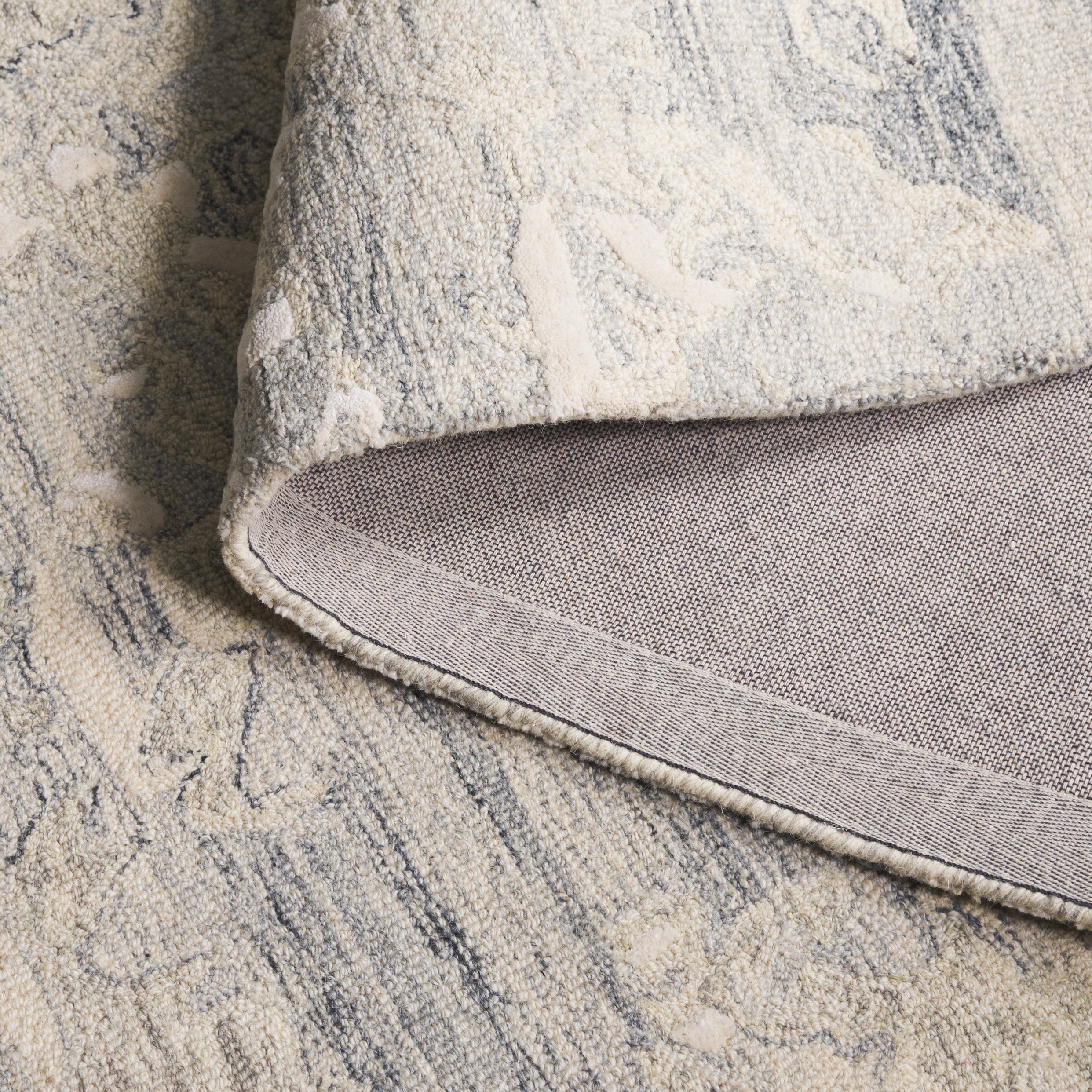 Grey / Ivory
