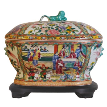 ROSE MEDALLION TUREEN