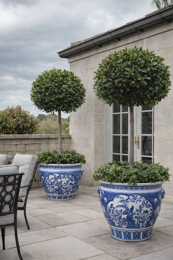 Navy Bird and Floral Fishbowl - Thumbnail 3