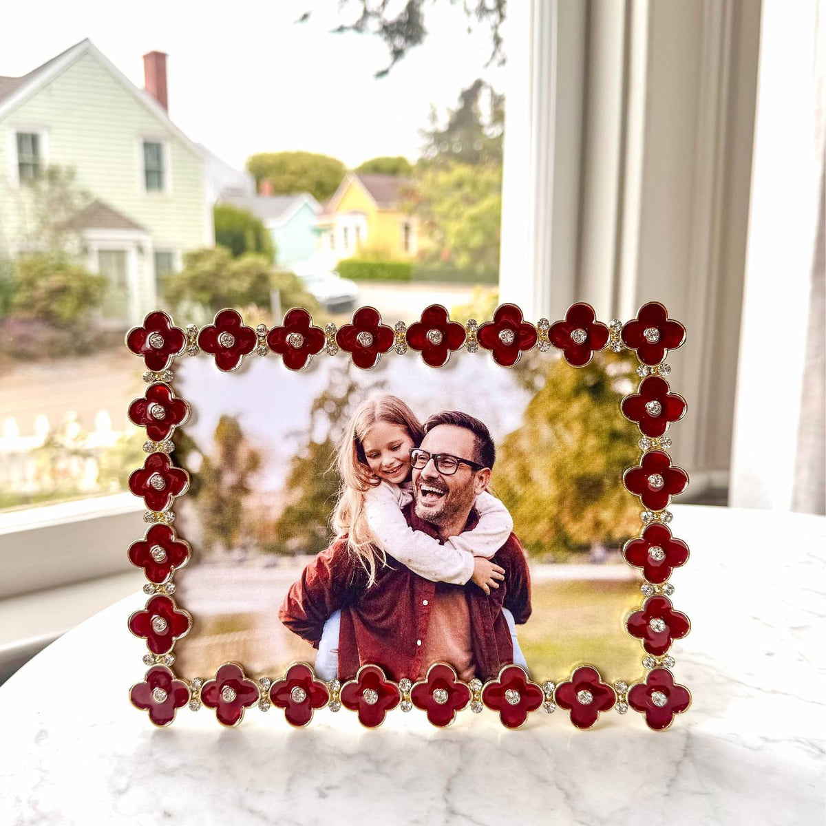 Crimson Enamel Clover 5" x 7" Picture Frame, Gold