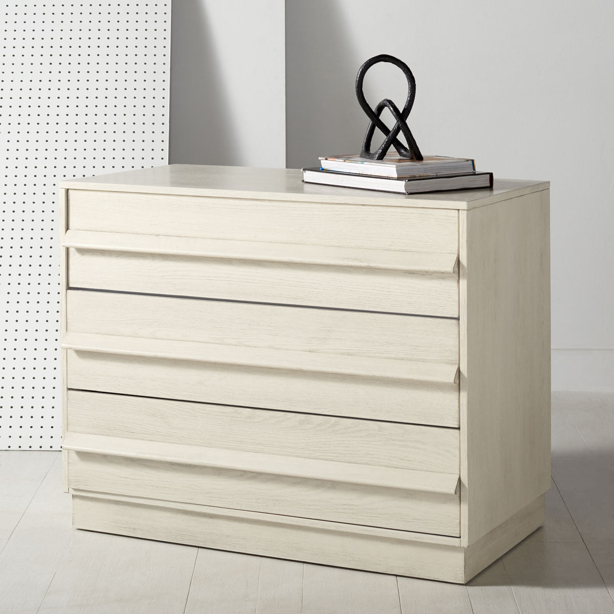 Deirdra 3 Drawer Wood Chest | Safavieh Couture - SFV2138 - White Wash