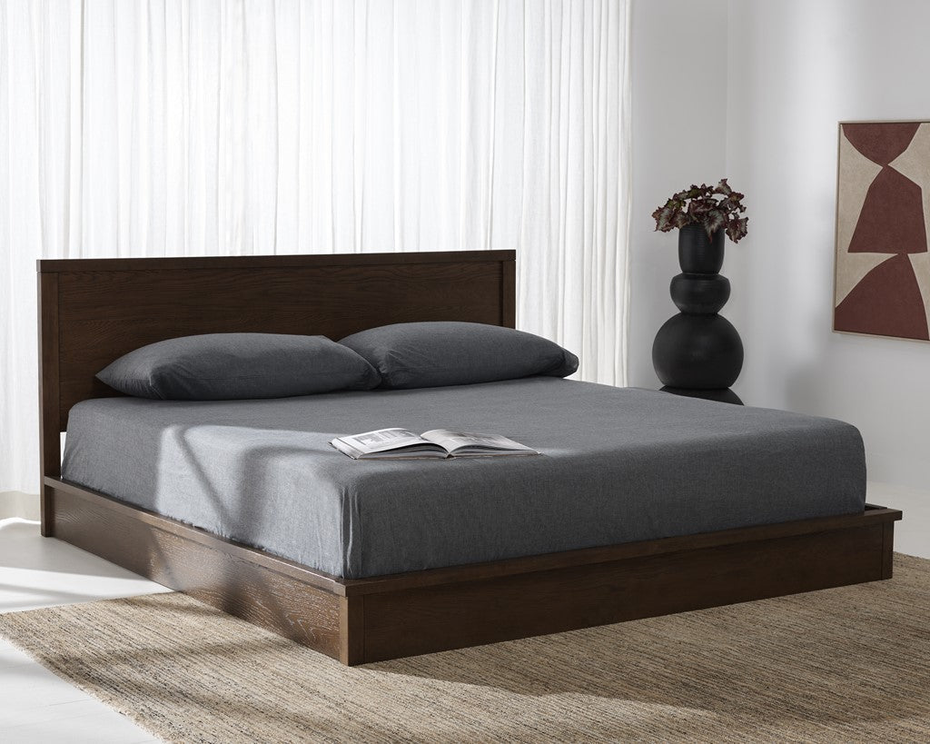 Deirdra Wood Bed | Safavieh Couture - SFV2140 - MEDIUM OAK