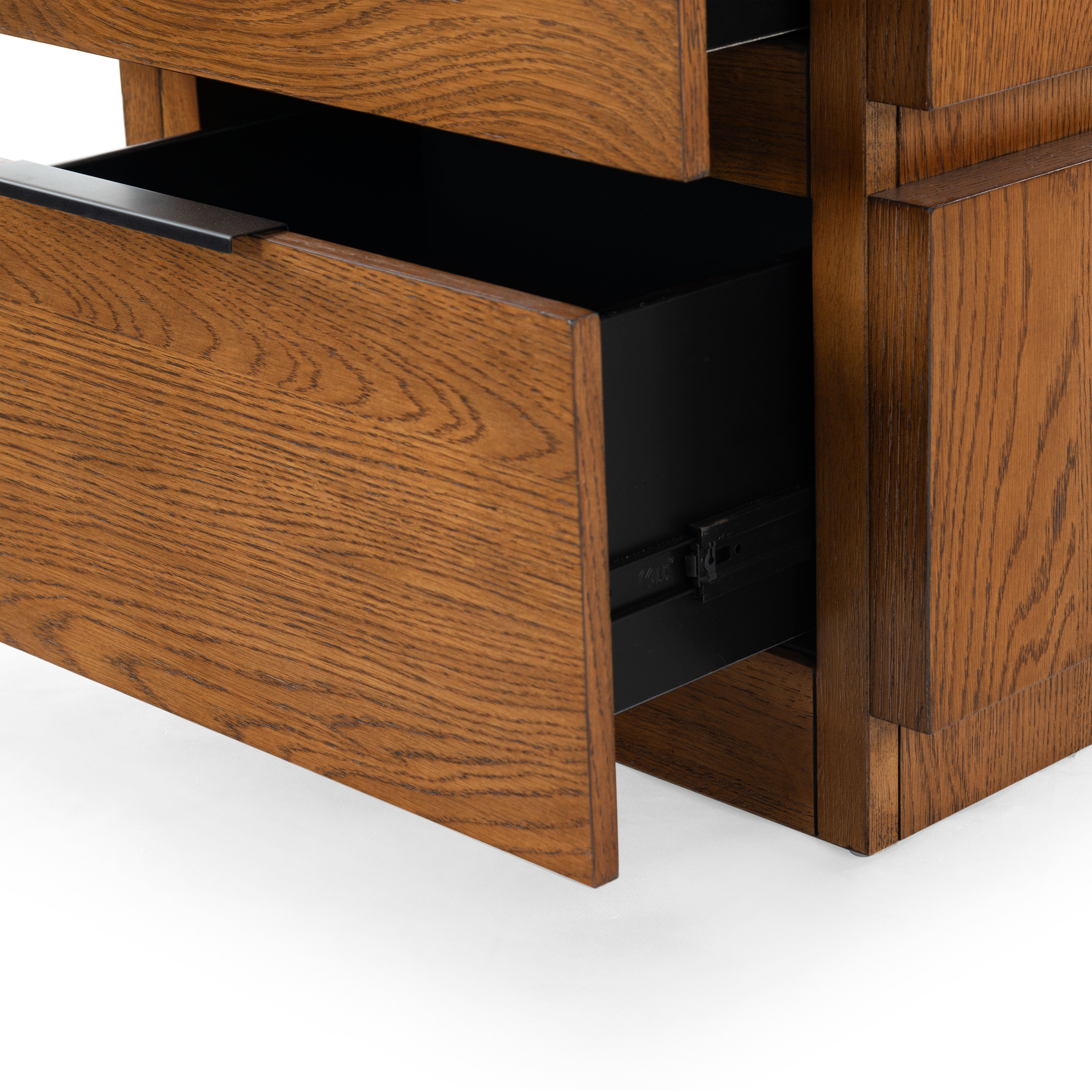 Medium Oak