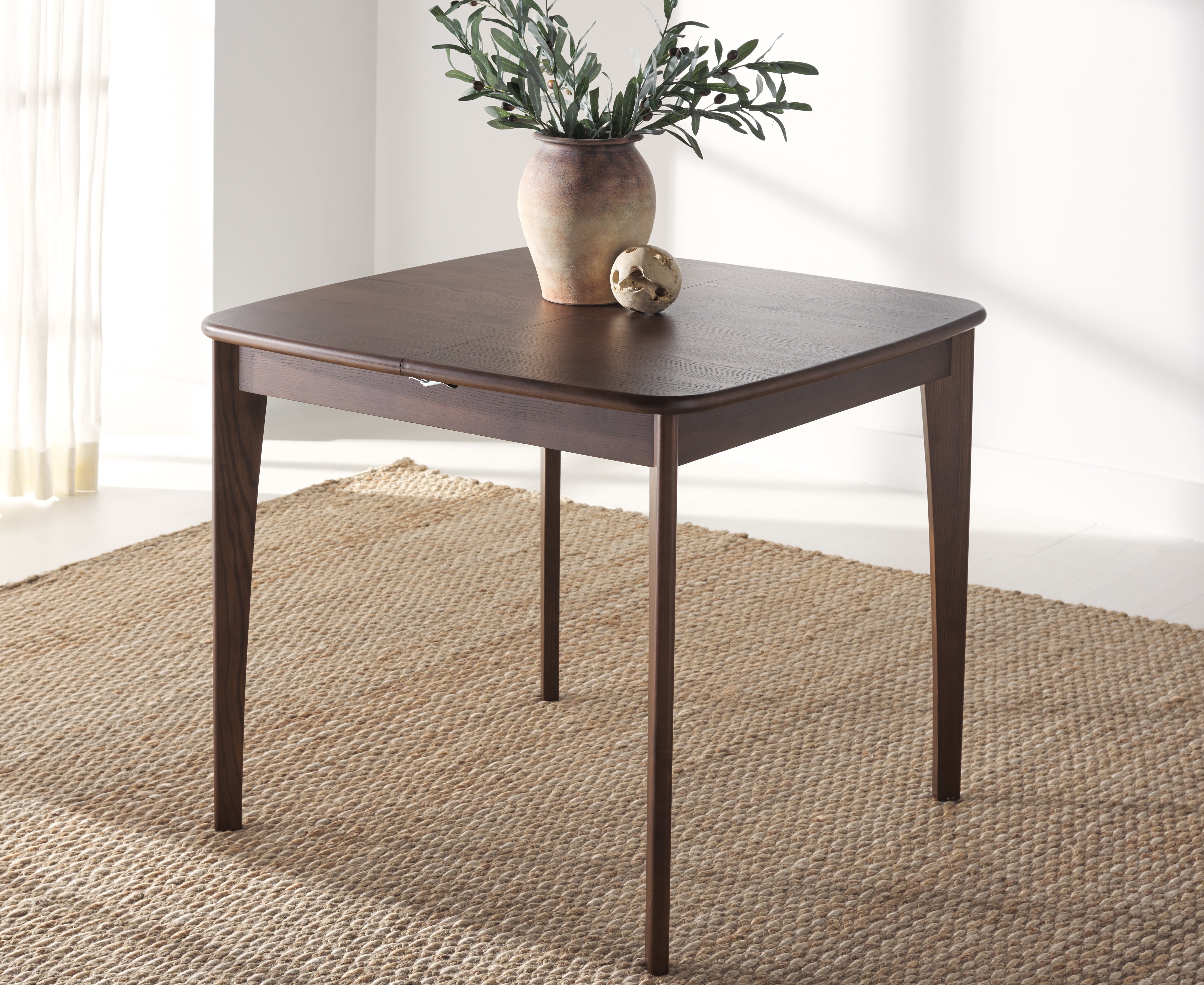 Safavieh Couture Barbossa Extendable Dining Table, SFV4206 - Walnut