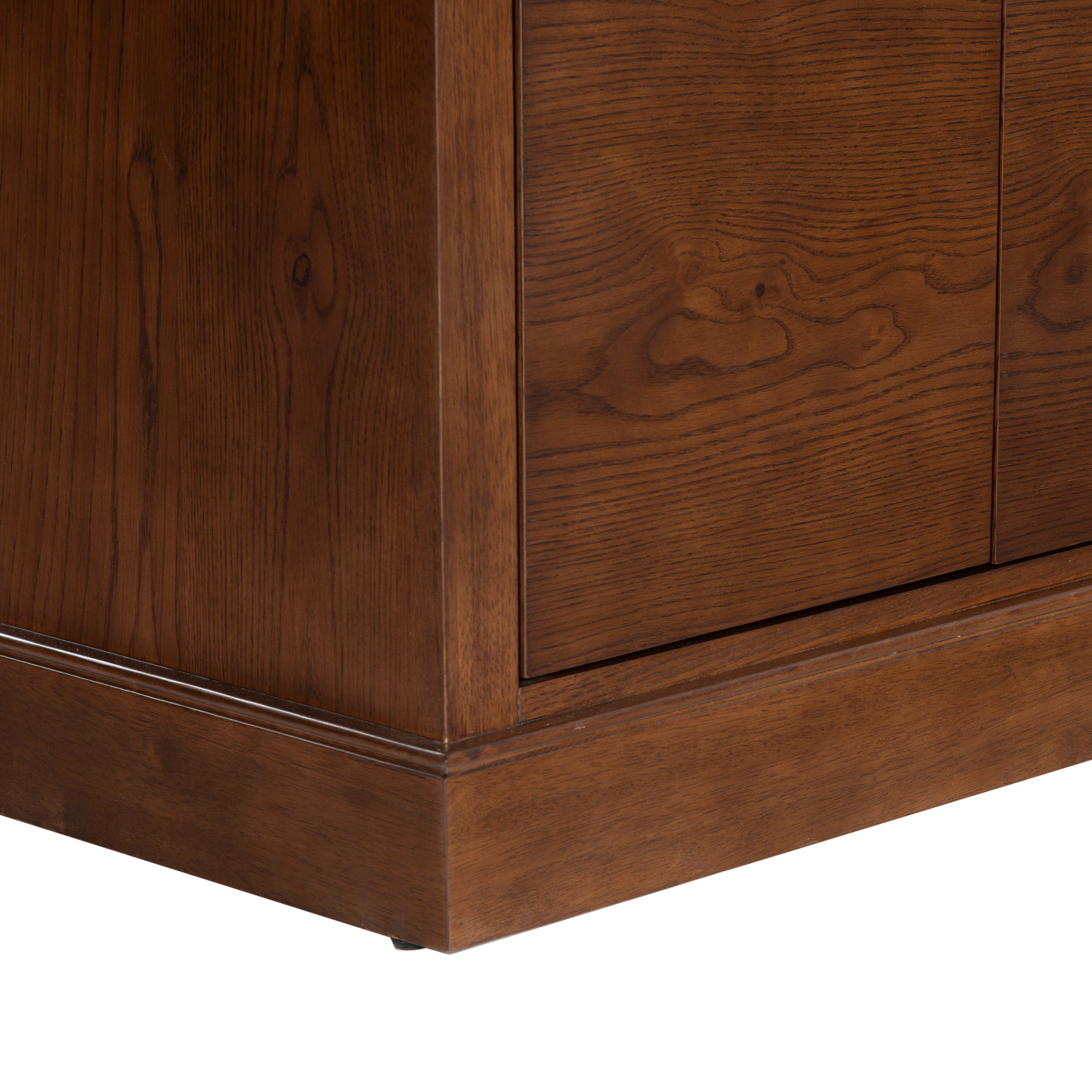 WALNUT / BRASS