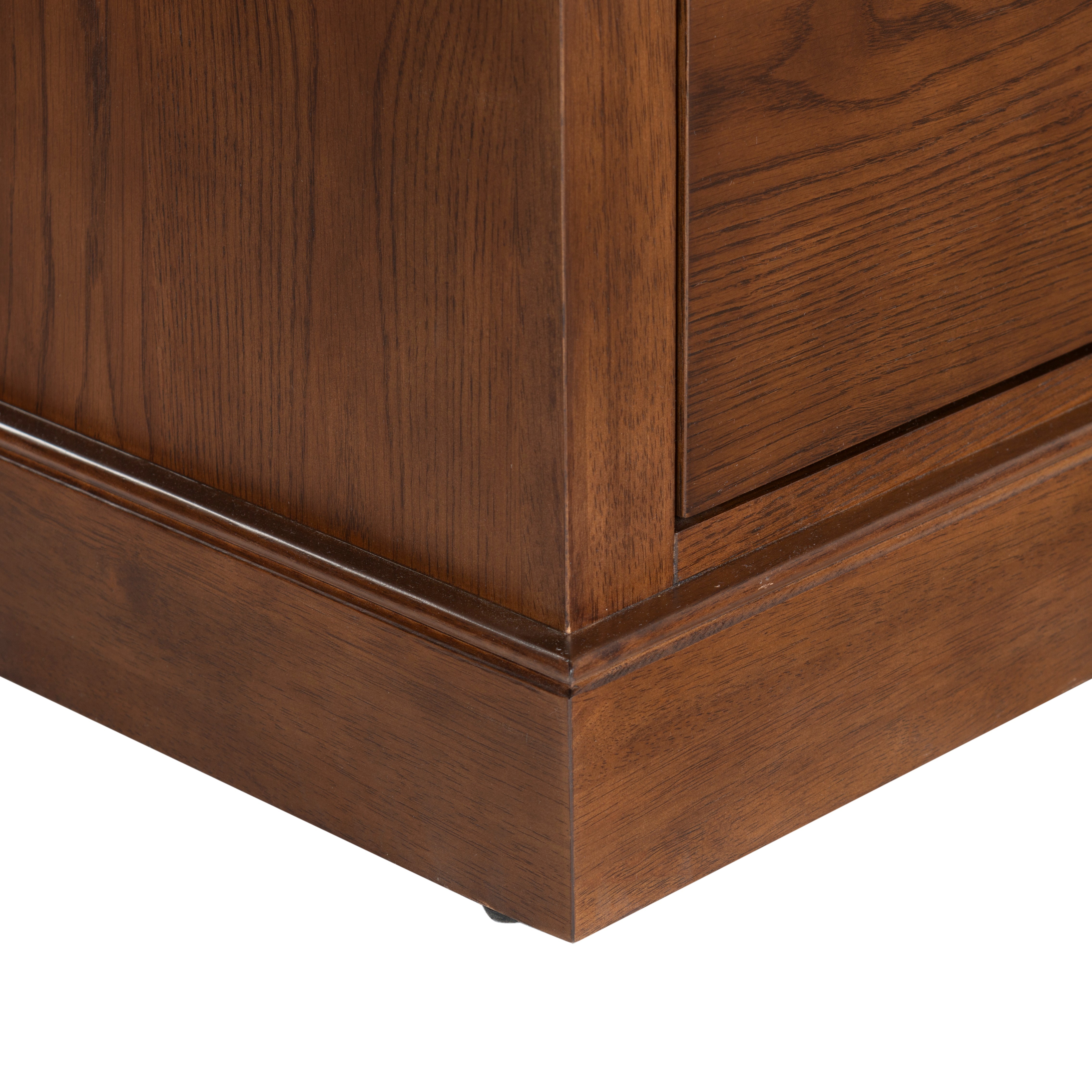 WALNUT / BRASS
