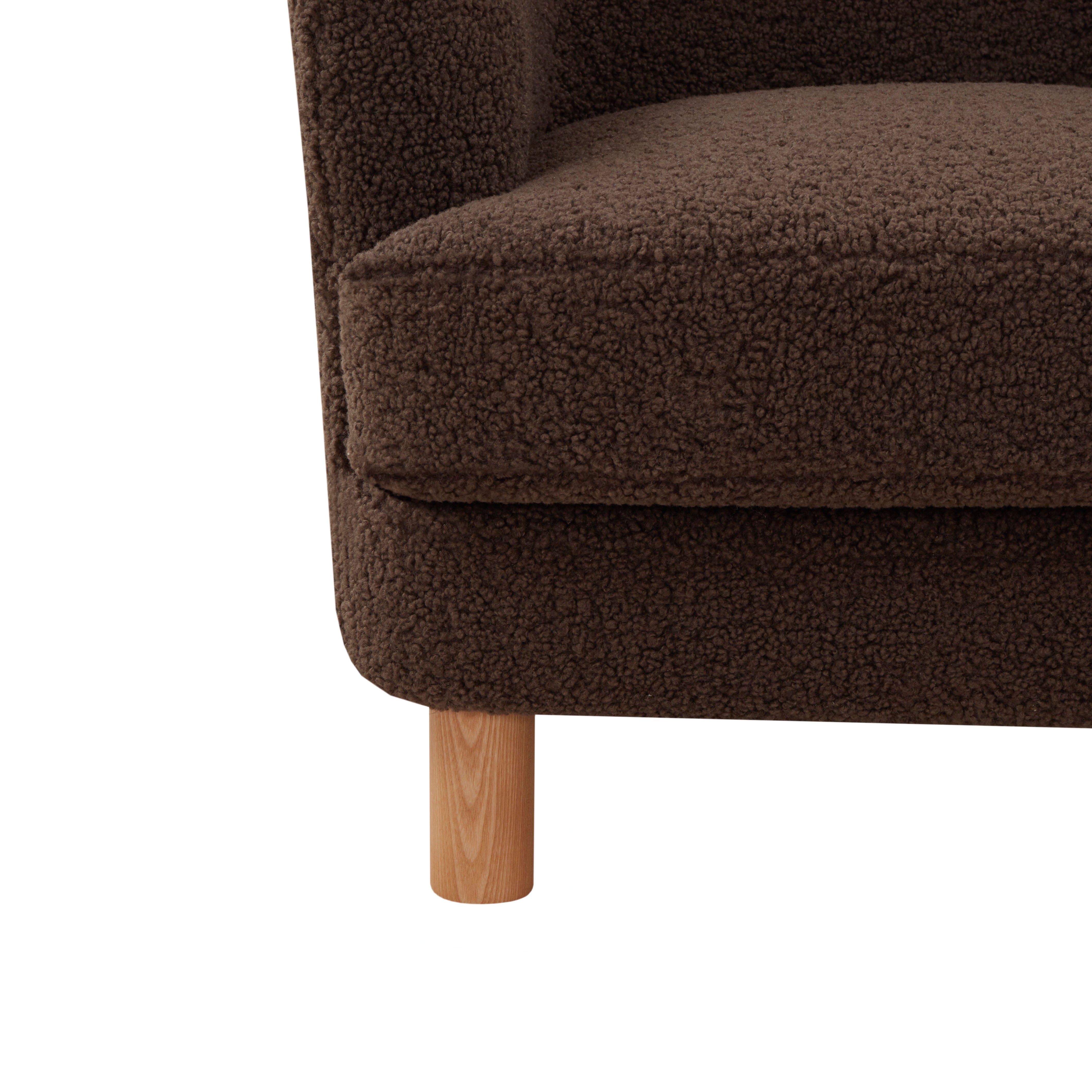 Rainier Wingback Accent Chair | Safavieh Couture - SFV5140