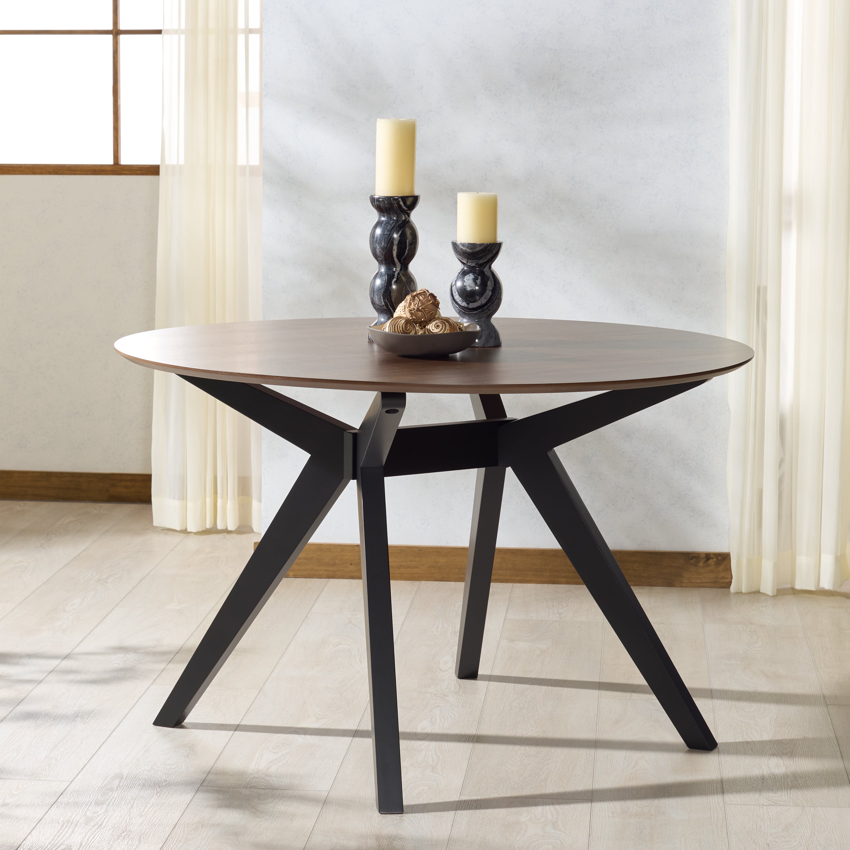 WALNUT / BLACK
