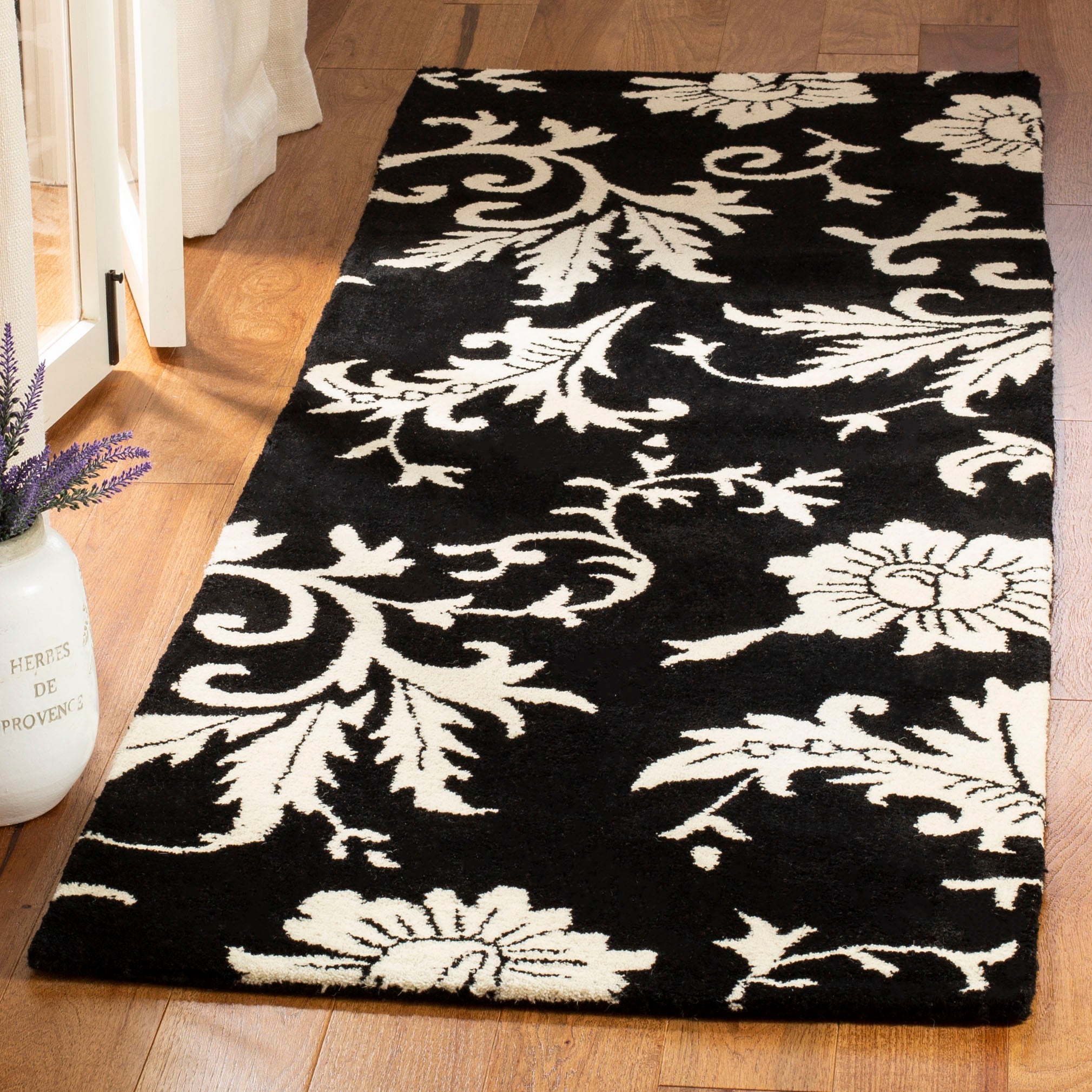 Black / Ivory