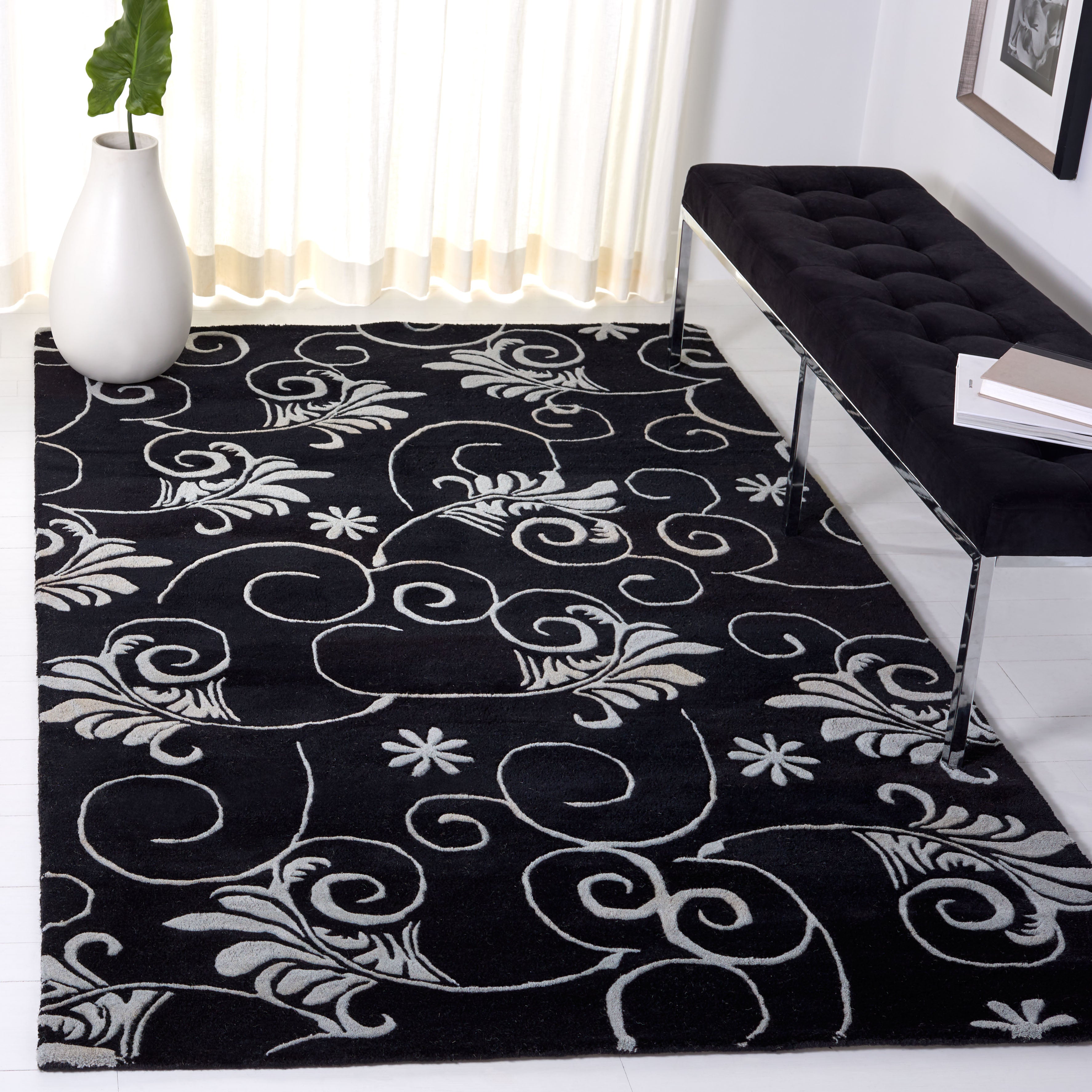 Black / Ivory