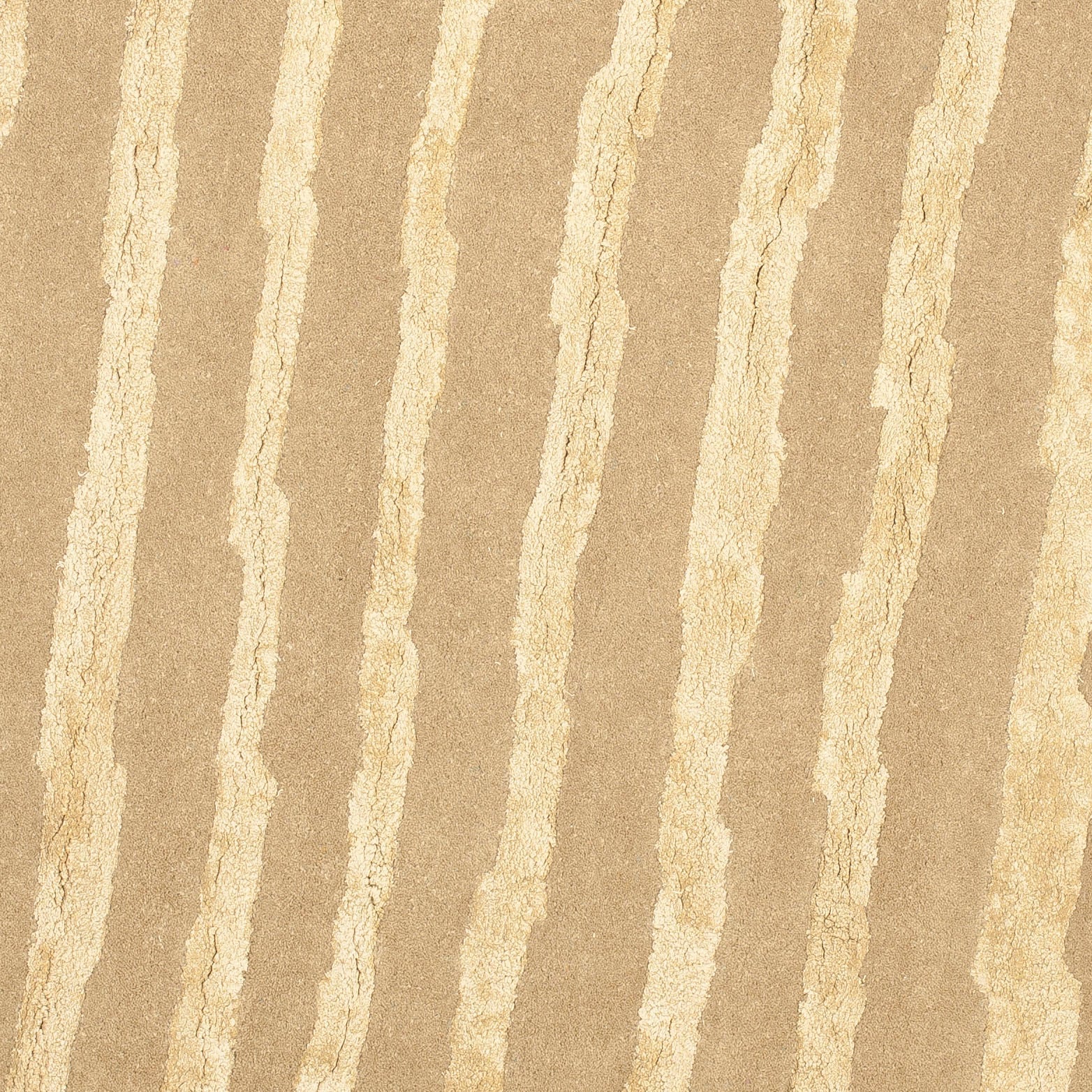 Beige / Gold