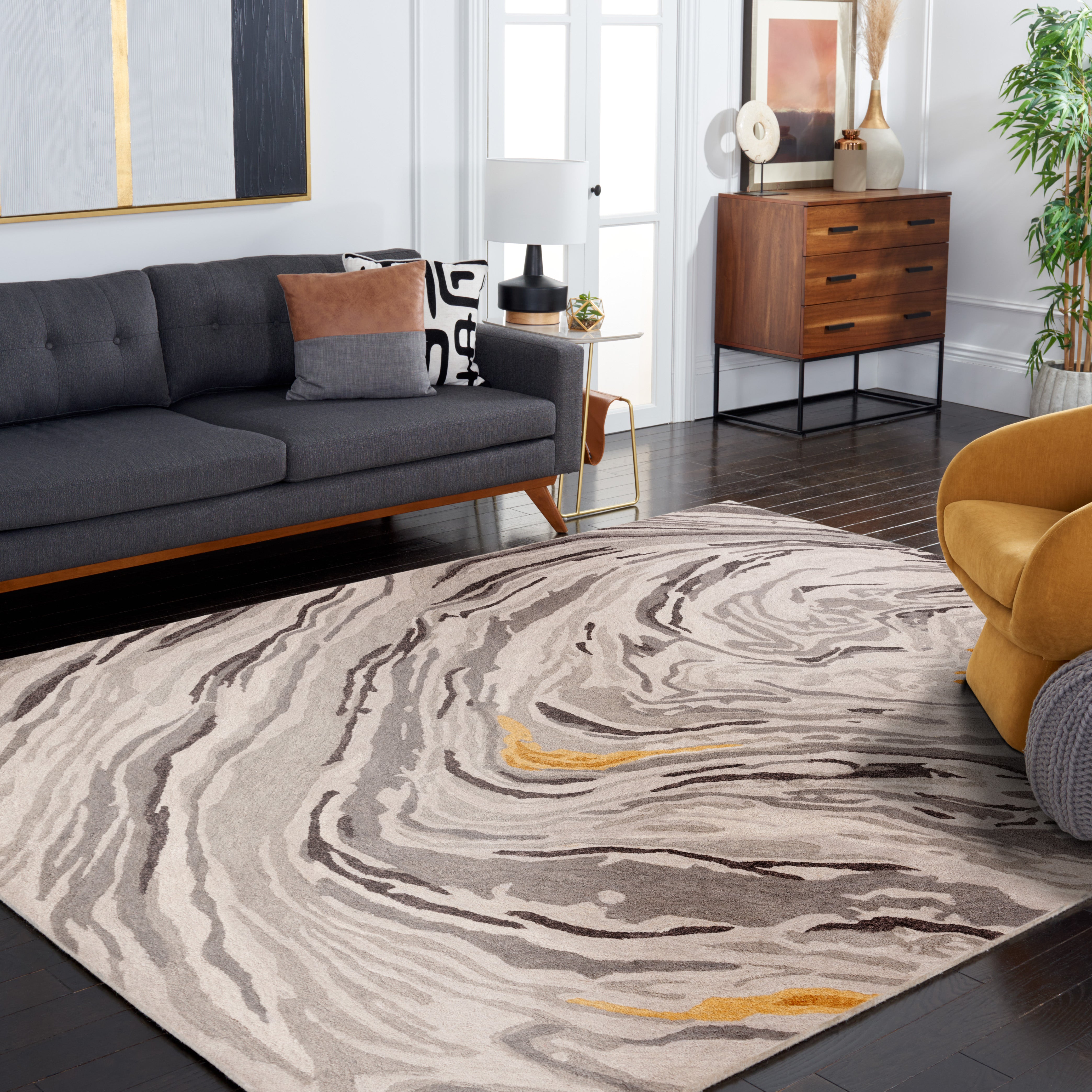 Grey / Gold