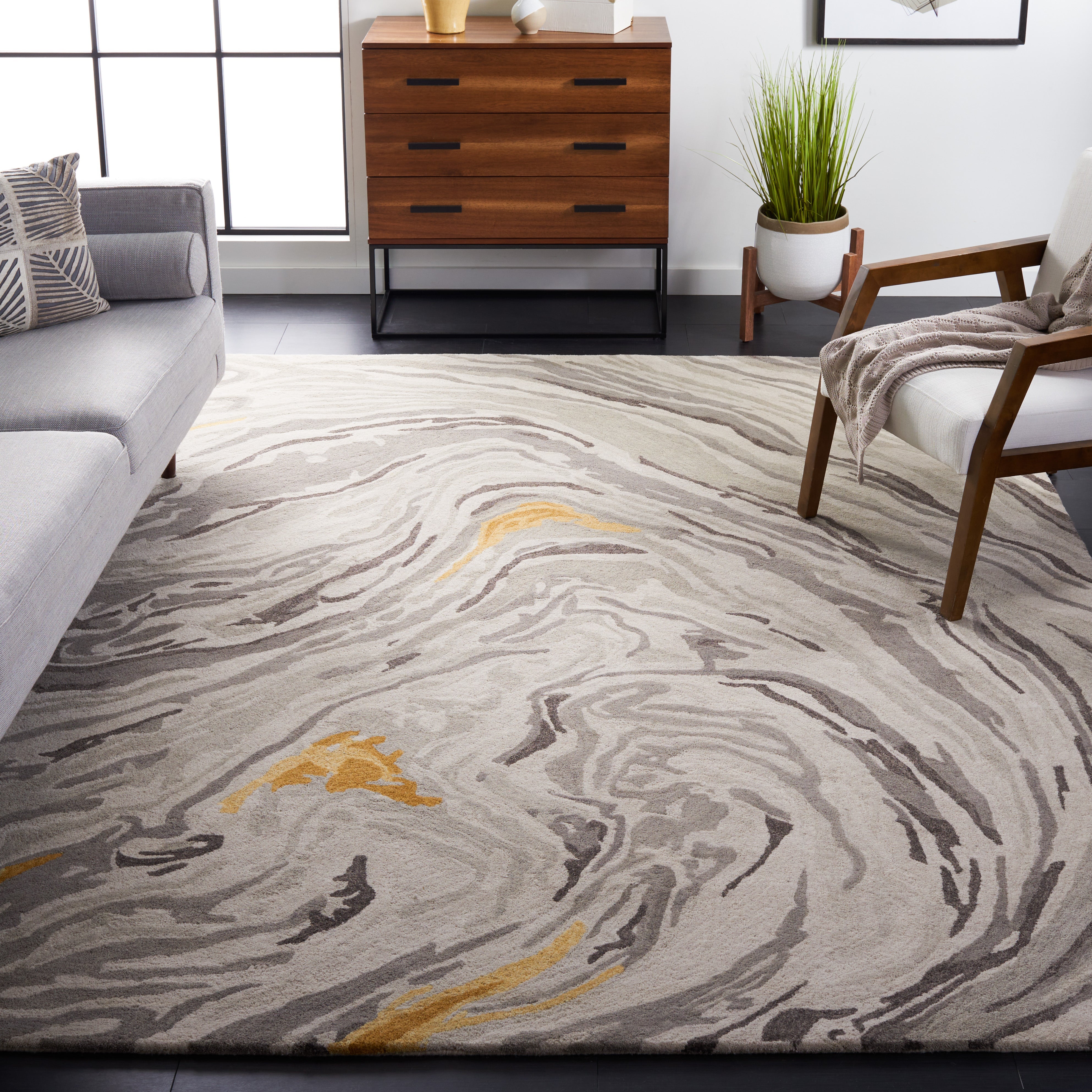 Grey / Gold