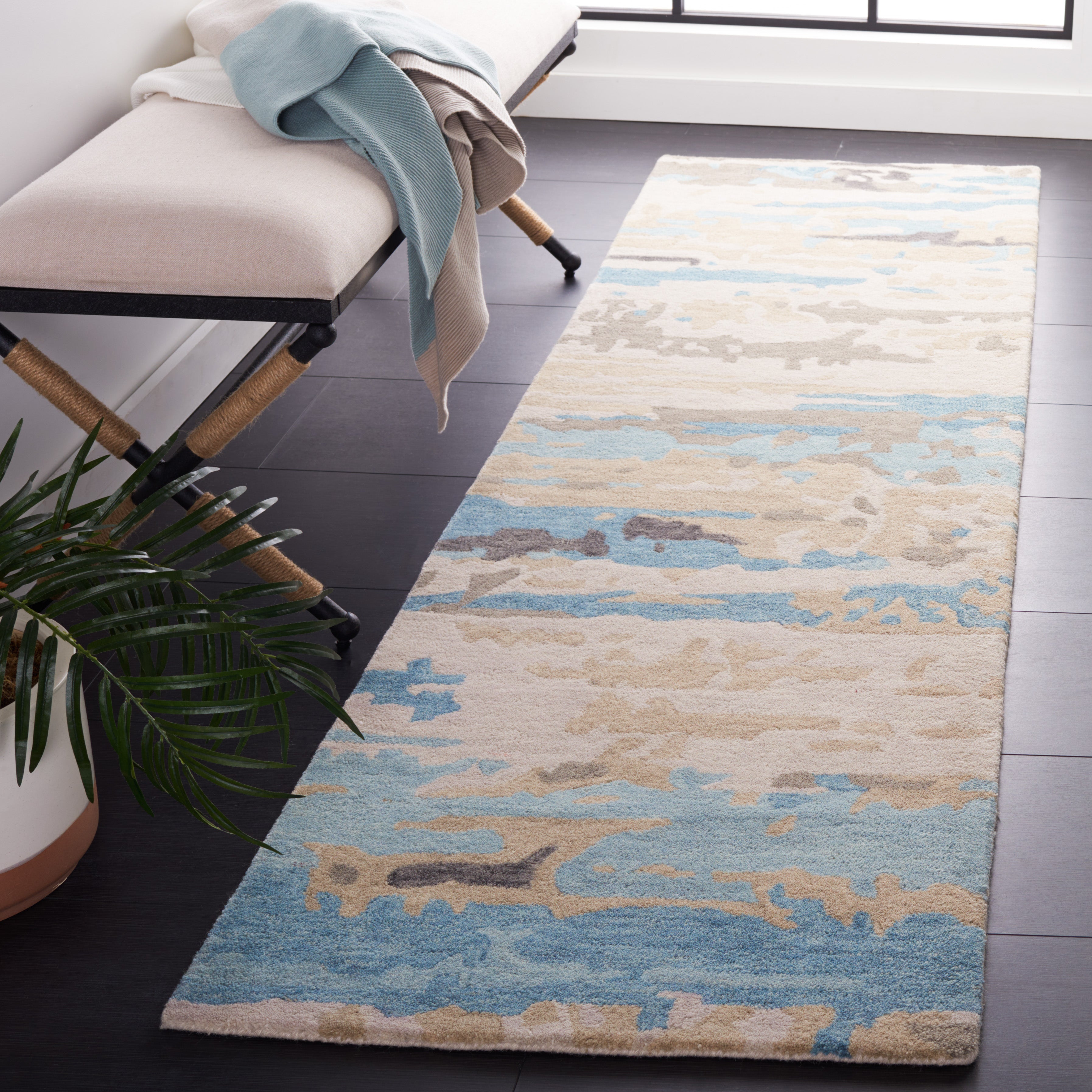 Beige / Blue