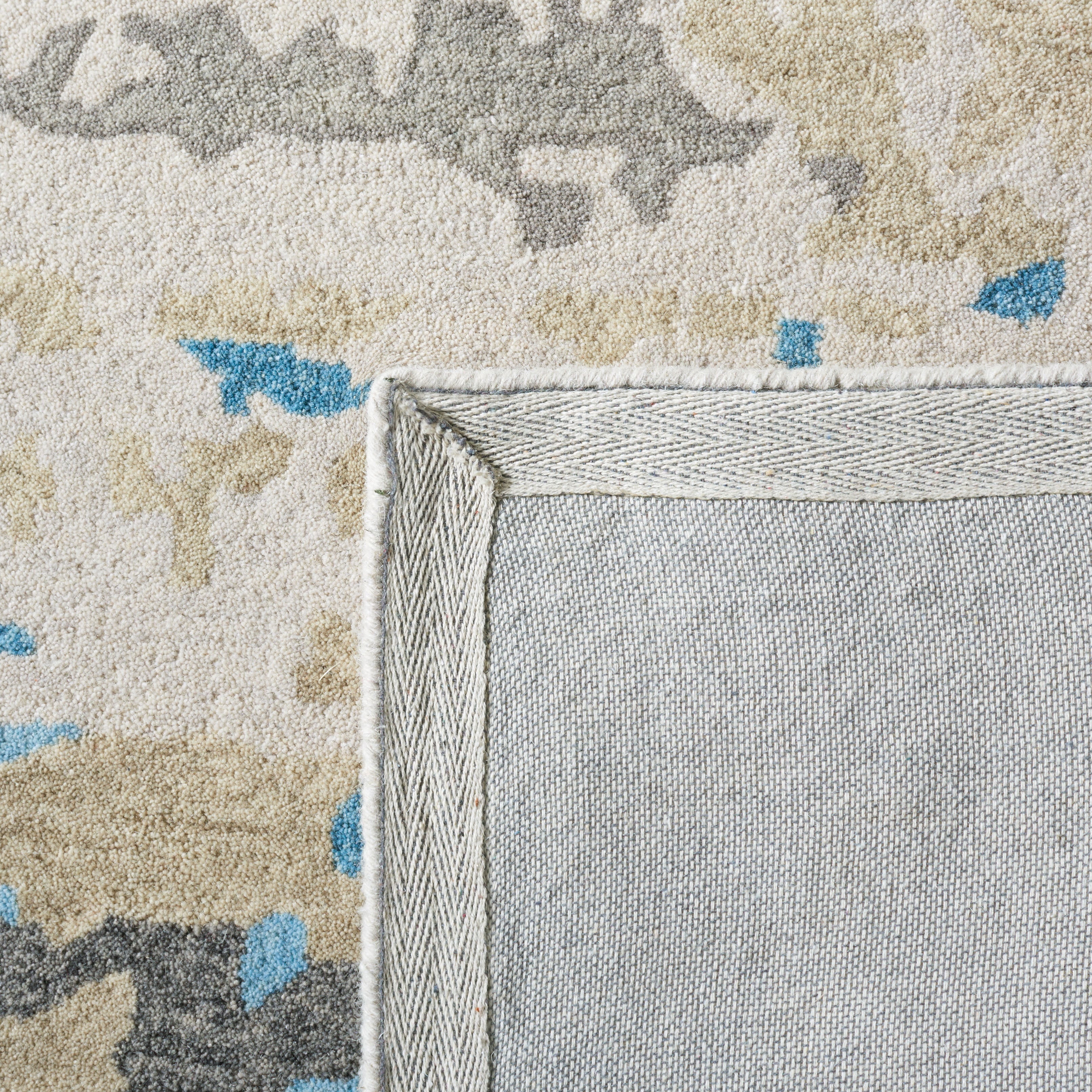 Beige / Blue