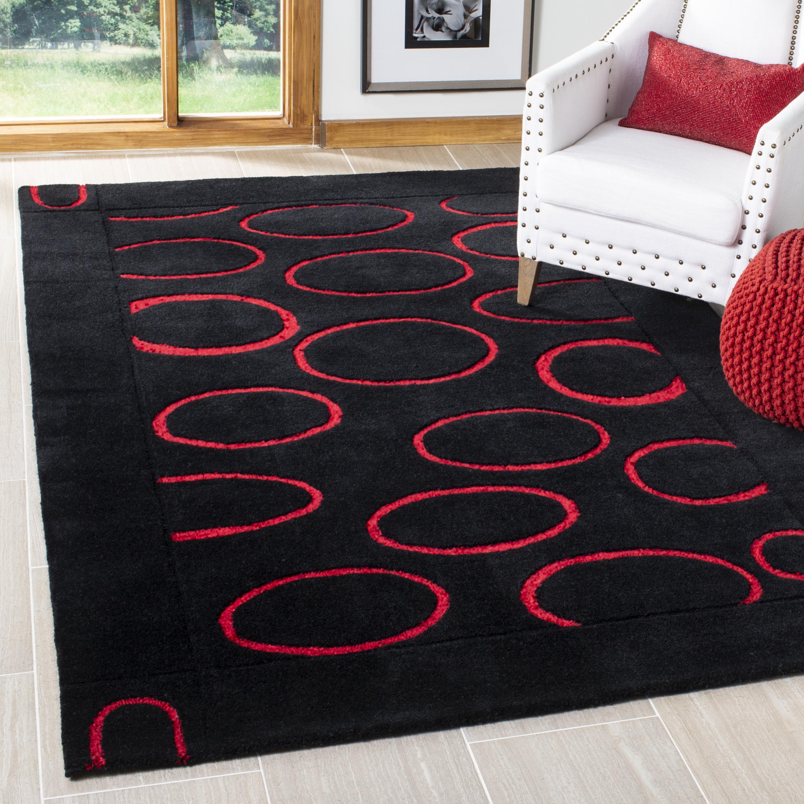 Black / Red