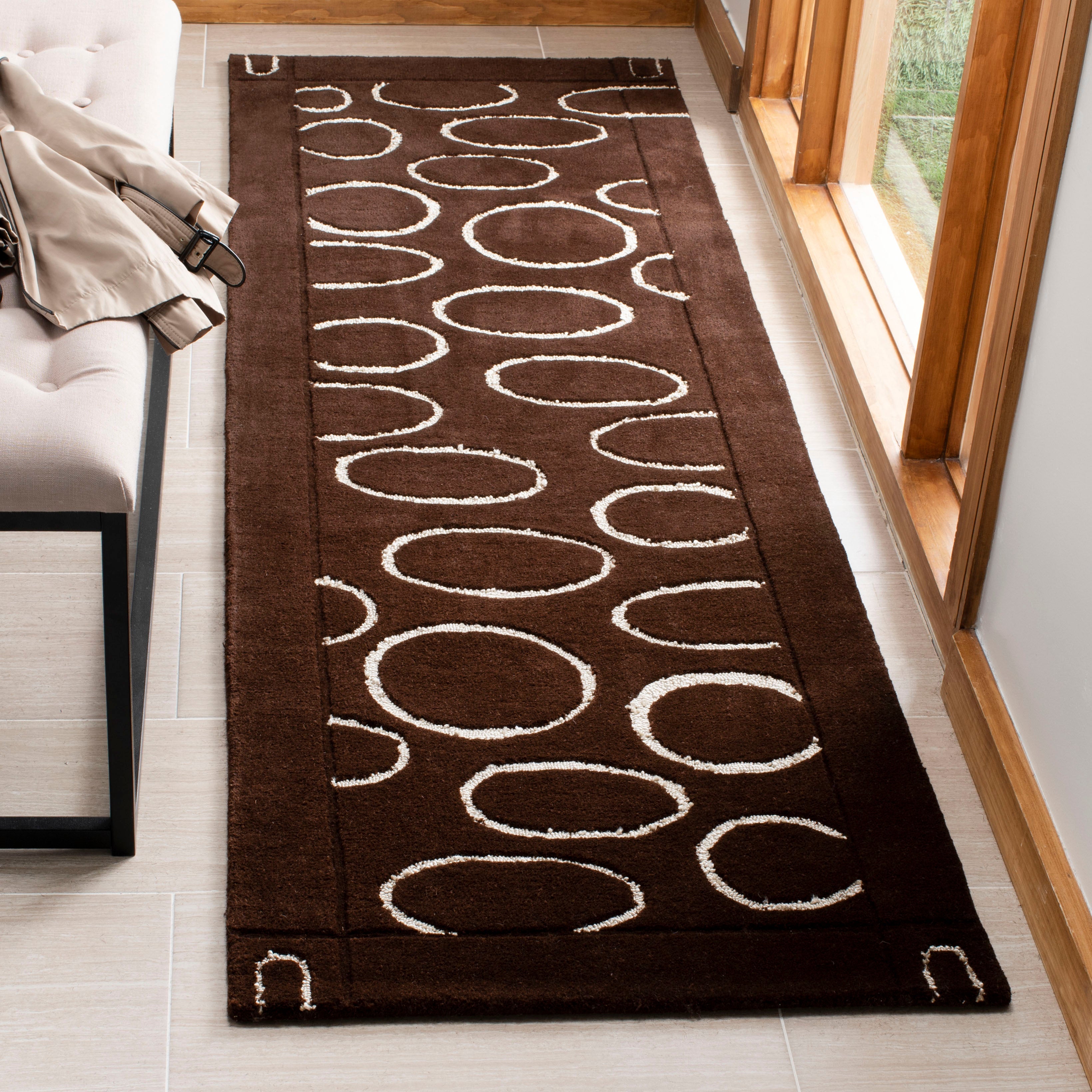 Brown / Ivory