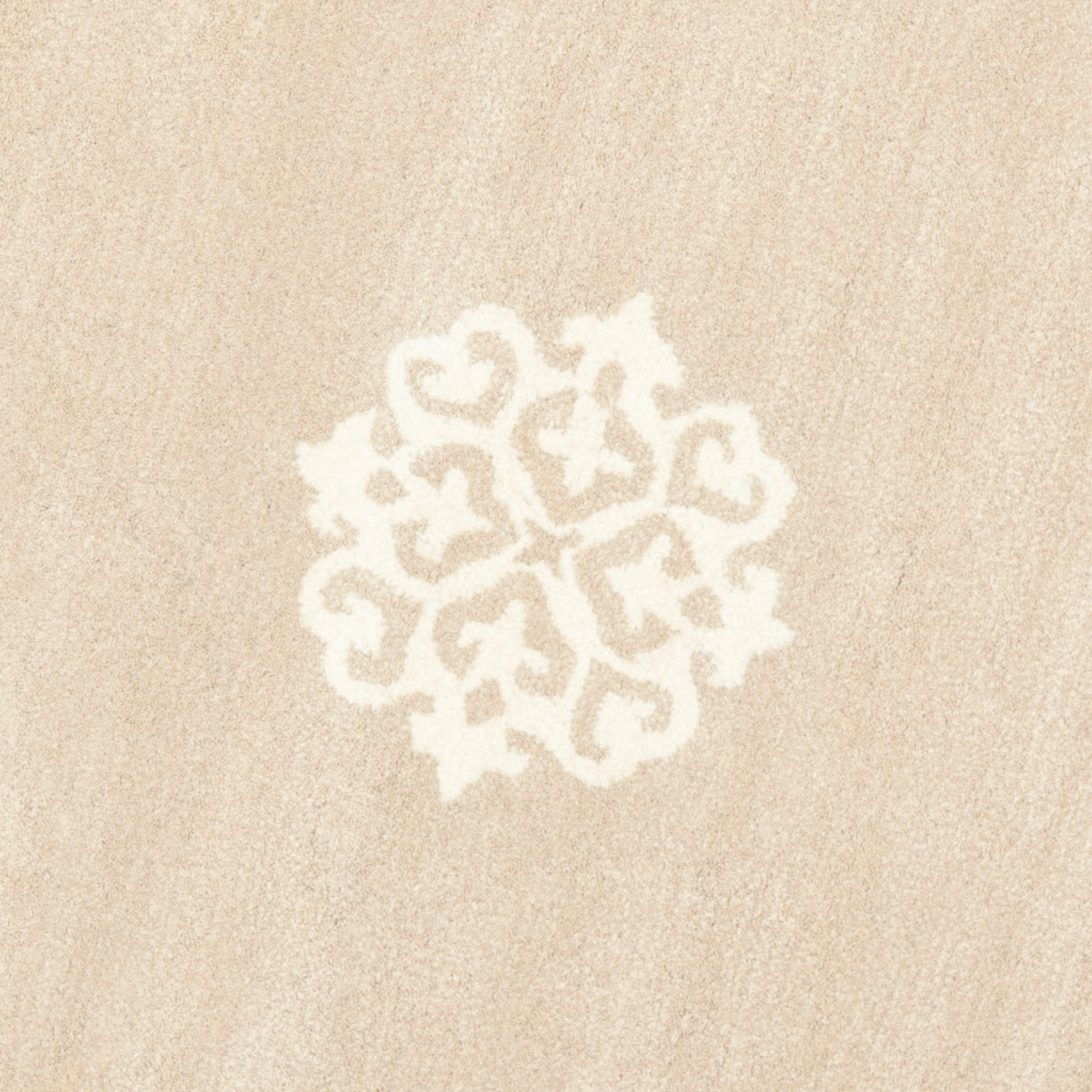 Beige / Ivory