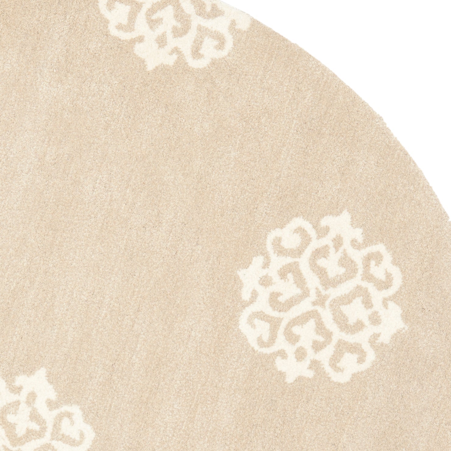 Beige / Ivory