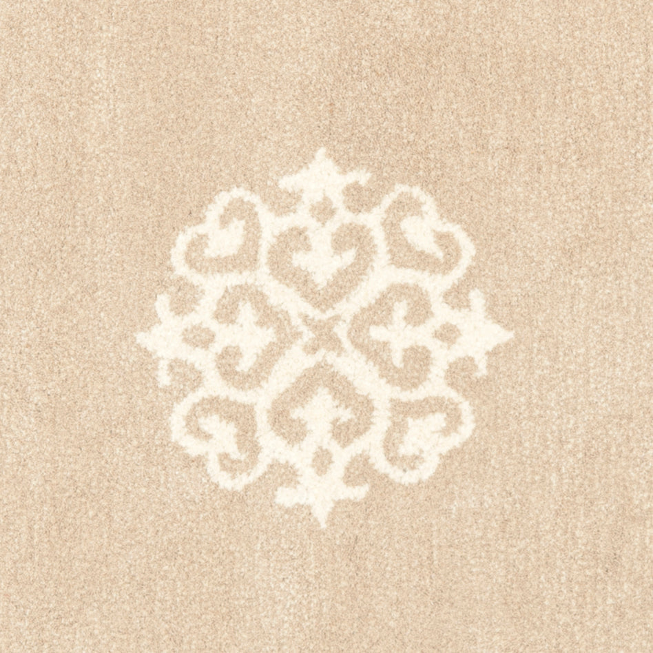 Beige / Ivory