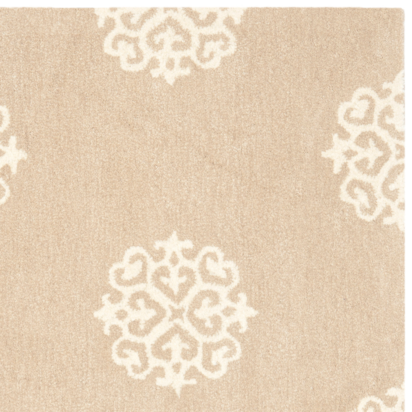 Beige / Ivory