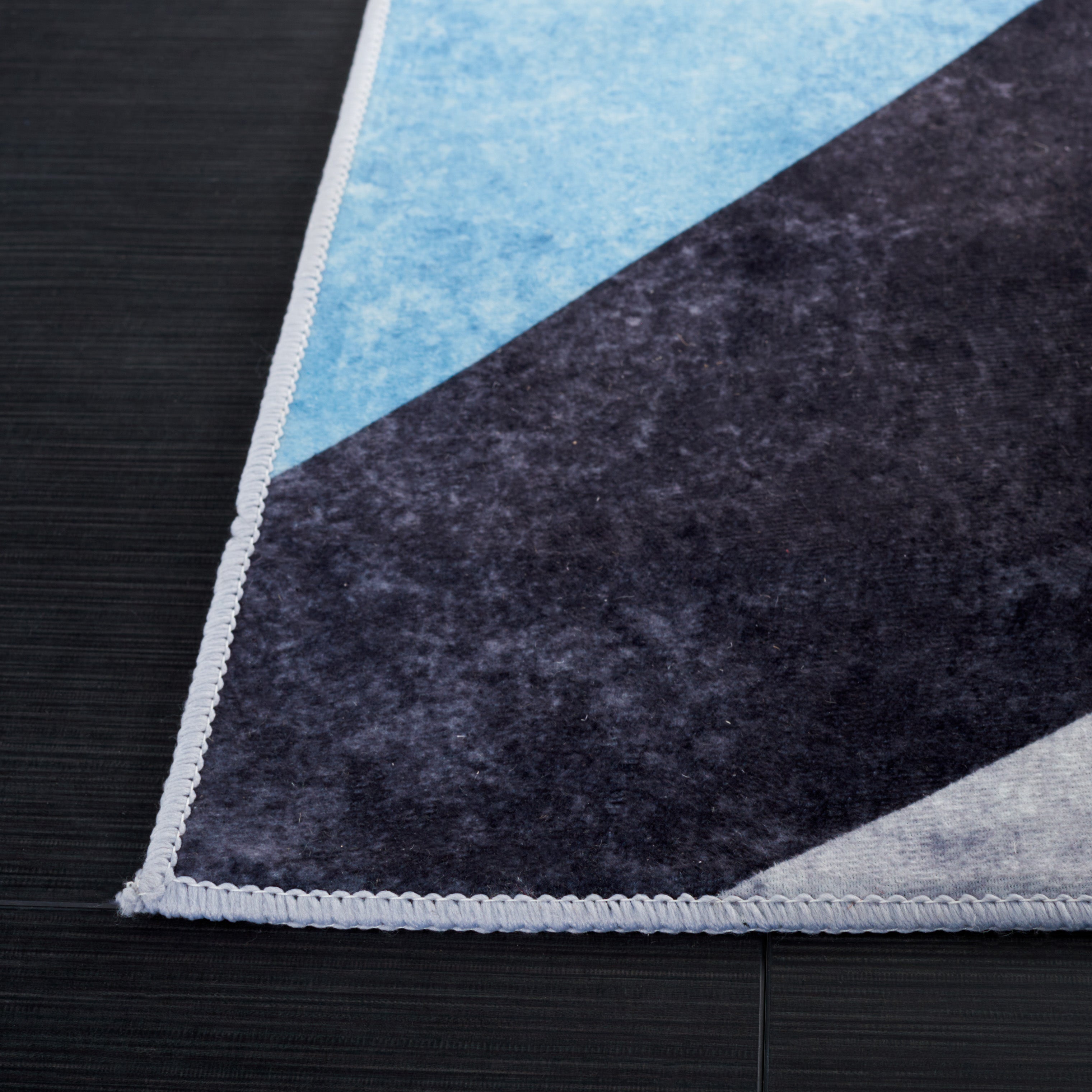 Dark Grey / Turquoise