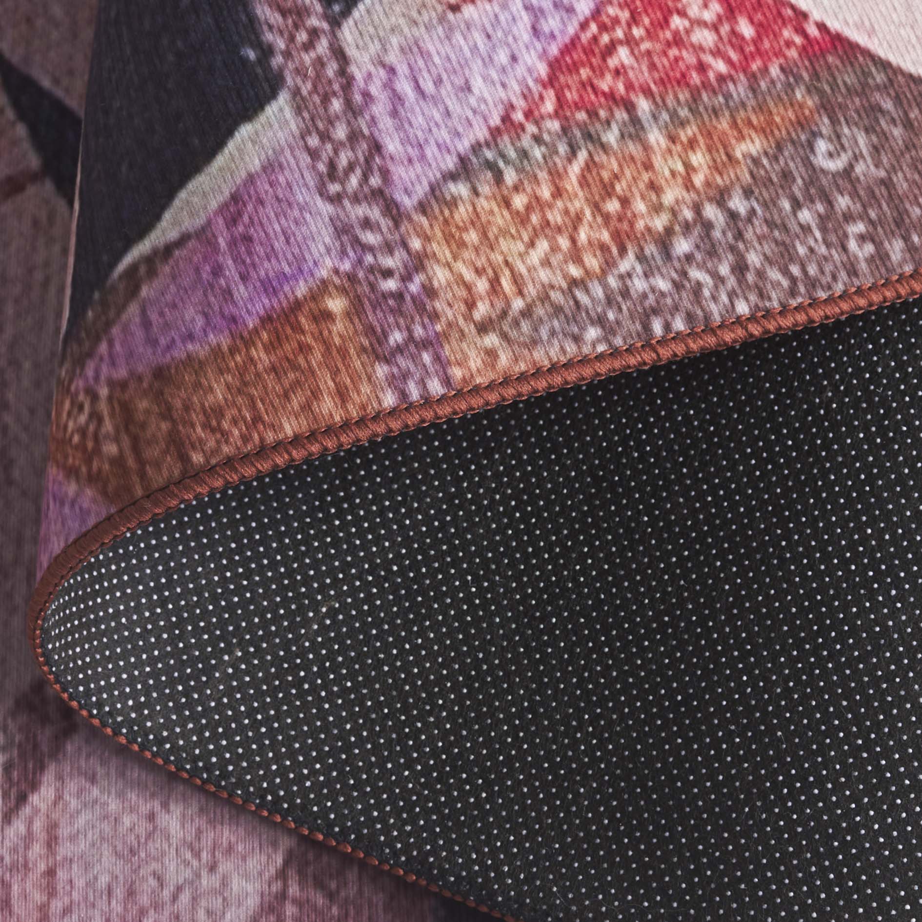 Pink / Rust