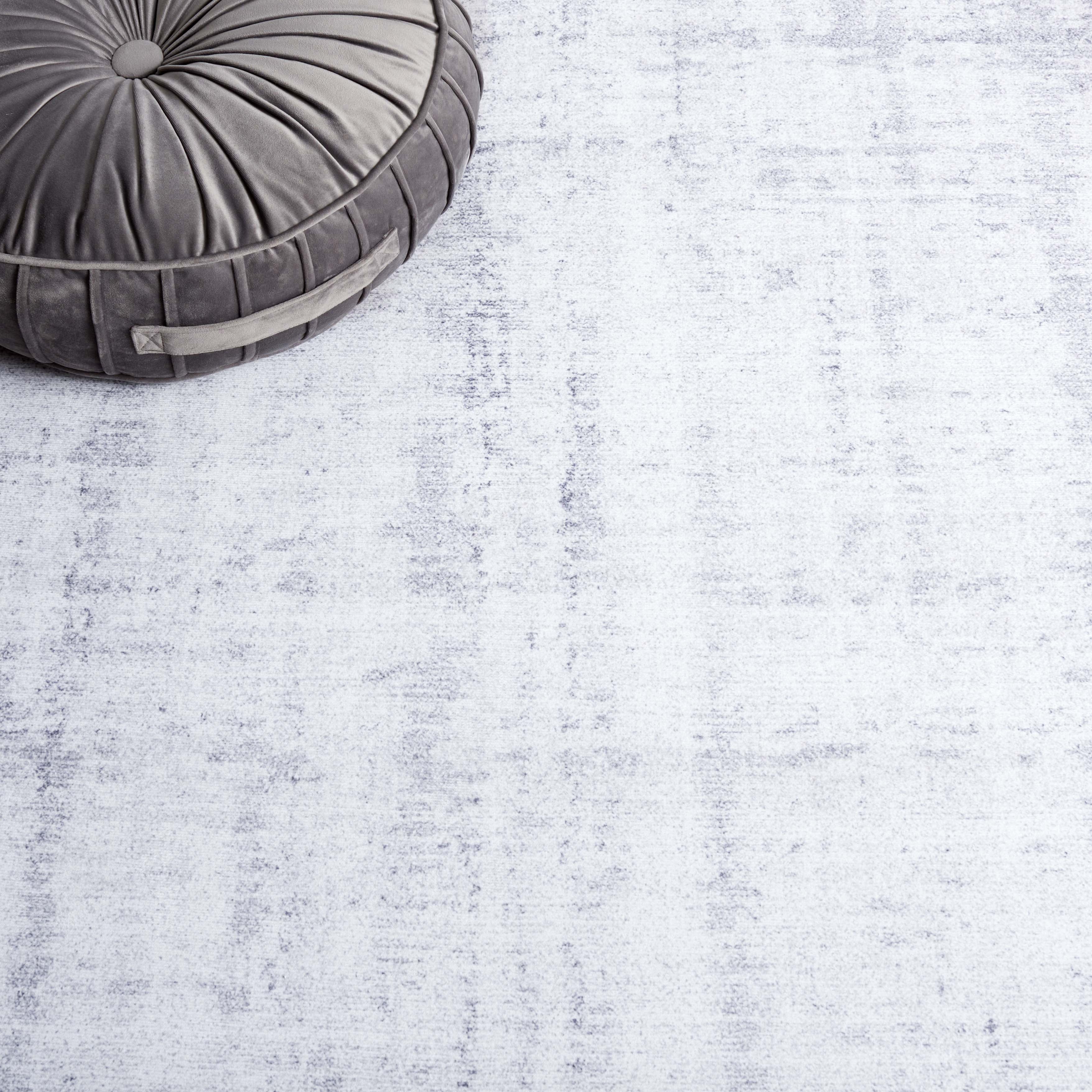 Light Grey / Grey