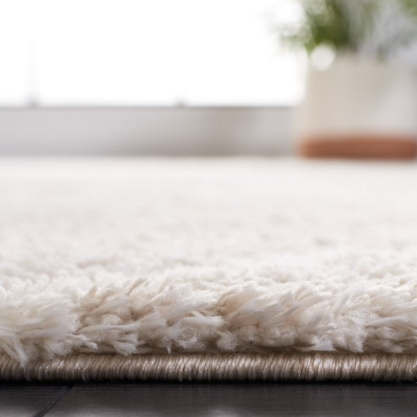 Tahoe Shag 676 Rug | Safavieh - THO676 - Silver / White