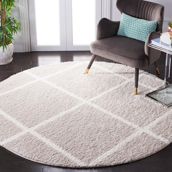 Tahoe Shag 676 Rug | Safavieh - THO676 - Silver / White