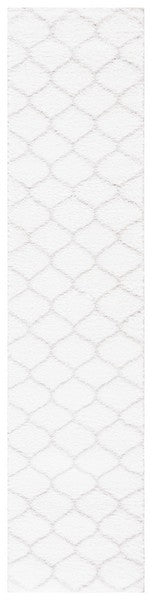 Tahoe Shag 677 Rug | Safavieh - THO677 - White / Silver