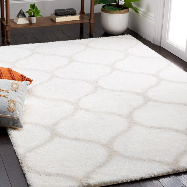 Tahoe Shag 677 Rug | Safavieh - THO677 - White / Silver