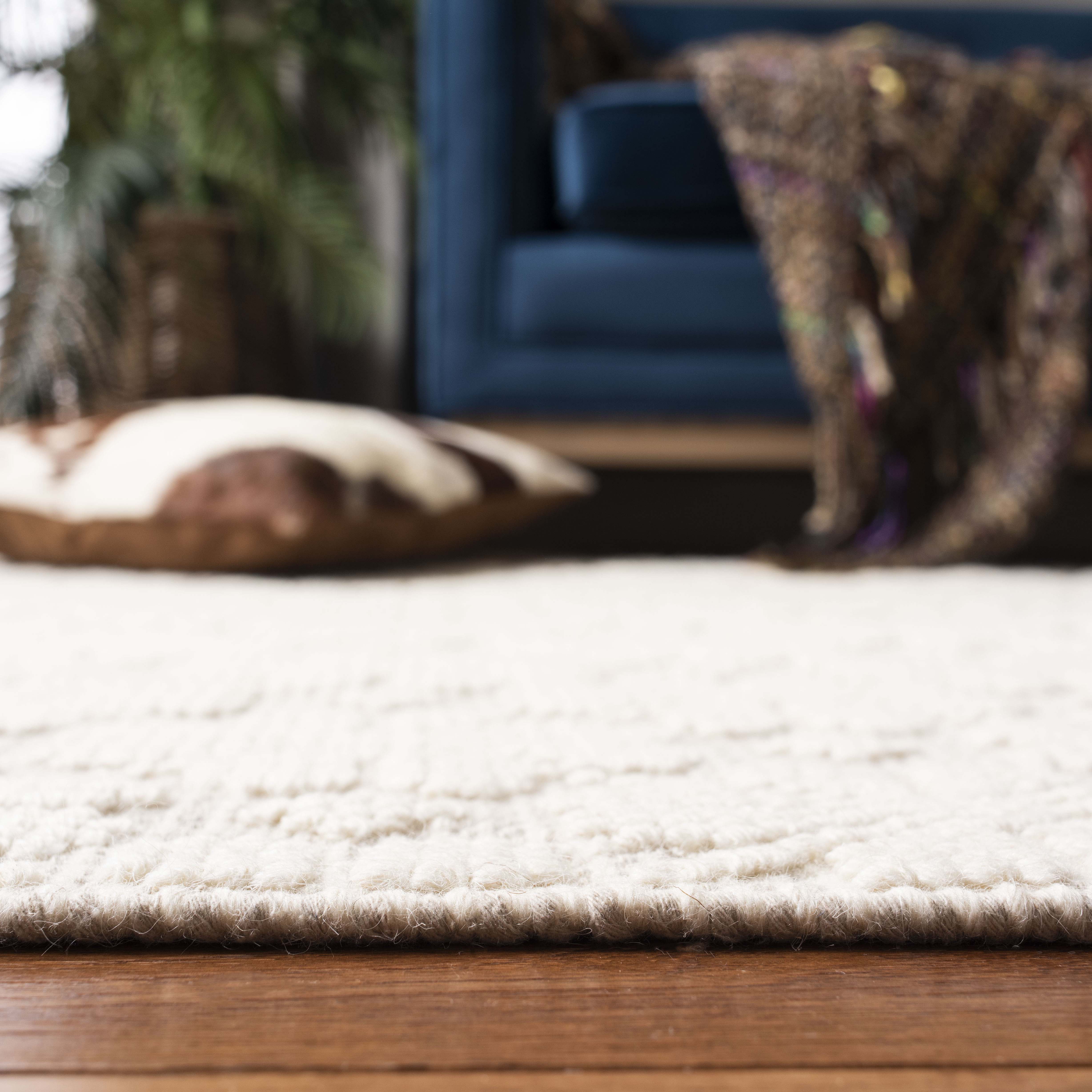 Vermont 303 Rug | Safavieh - VRM303 - Ivory