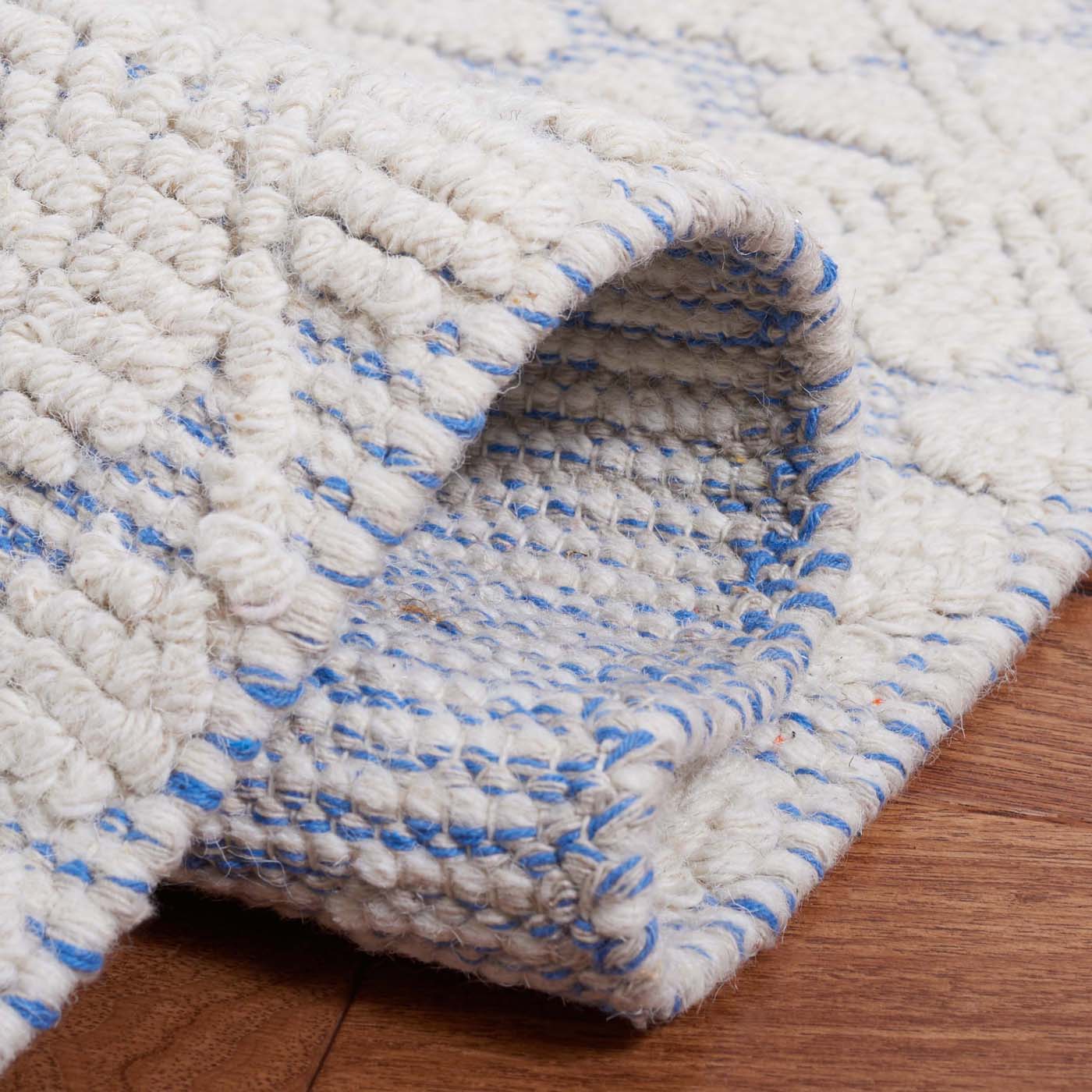 Vermont 303 Rug | Safavieh - VRM303 - Ivory / Blue