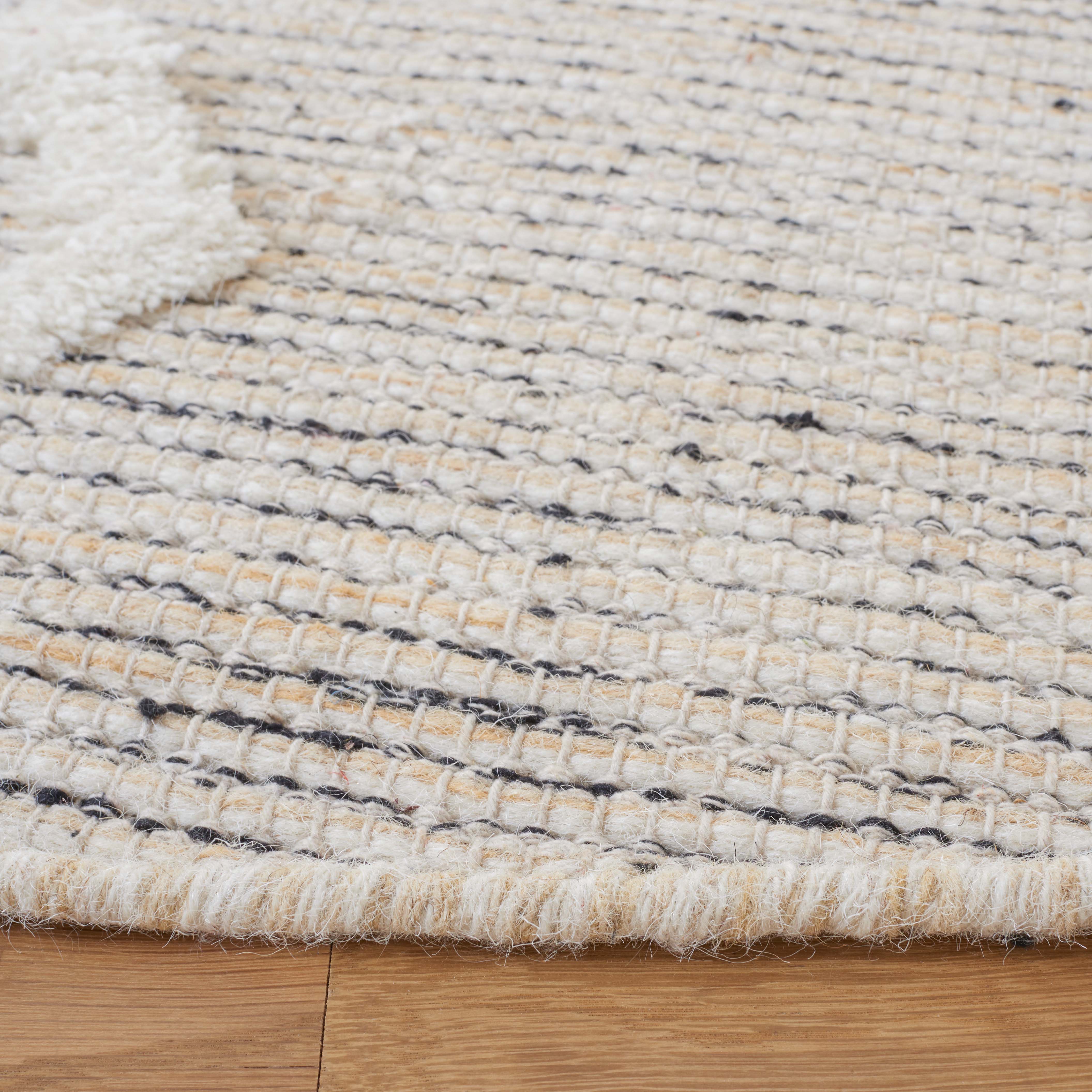 Vermont 601 Rug | Safavieh - VRM601 - Gold / Ivory