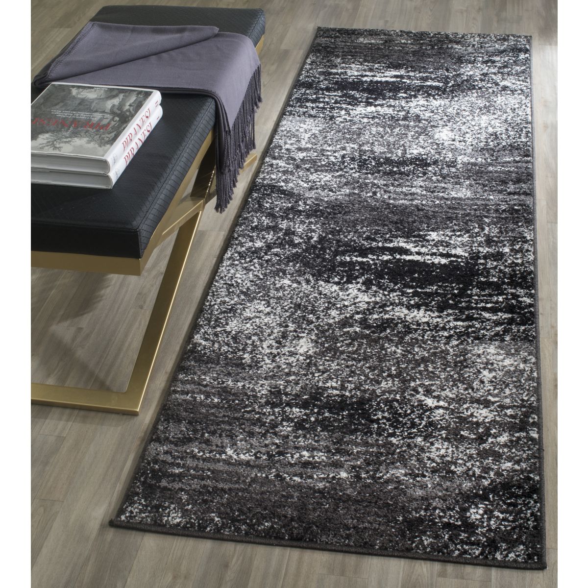 Safavieh Adirondack 112 Rug, Silver, ADR112 - Silver / Black