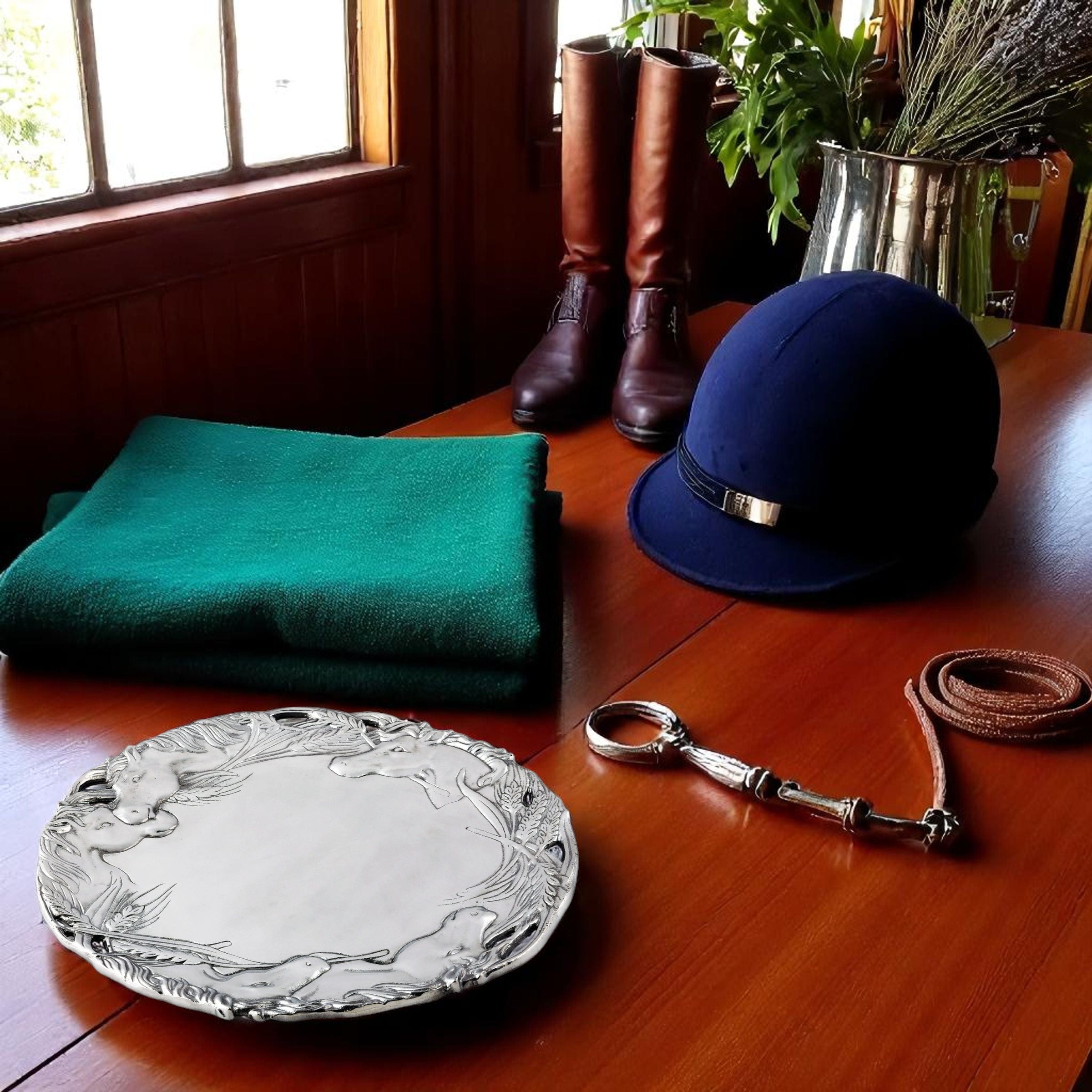 Horse Round Tray 12