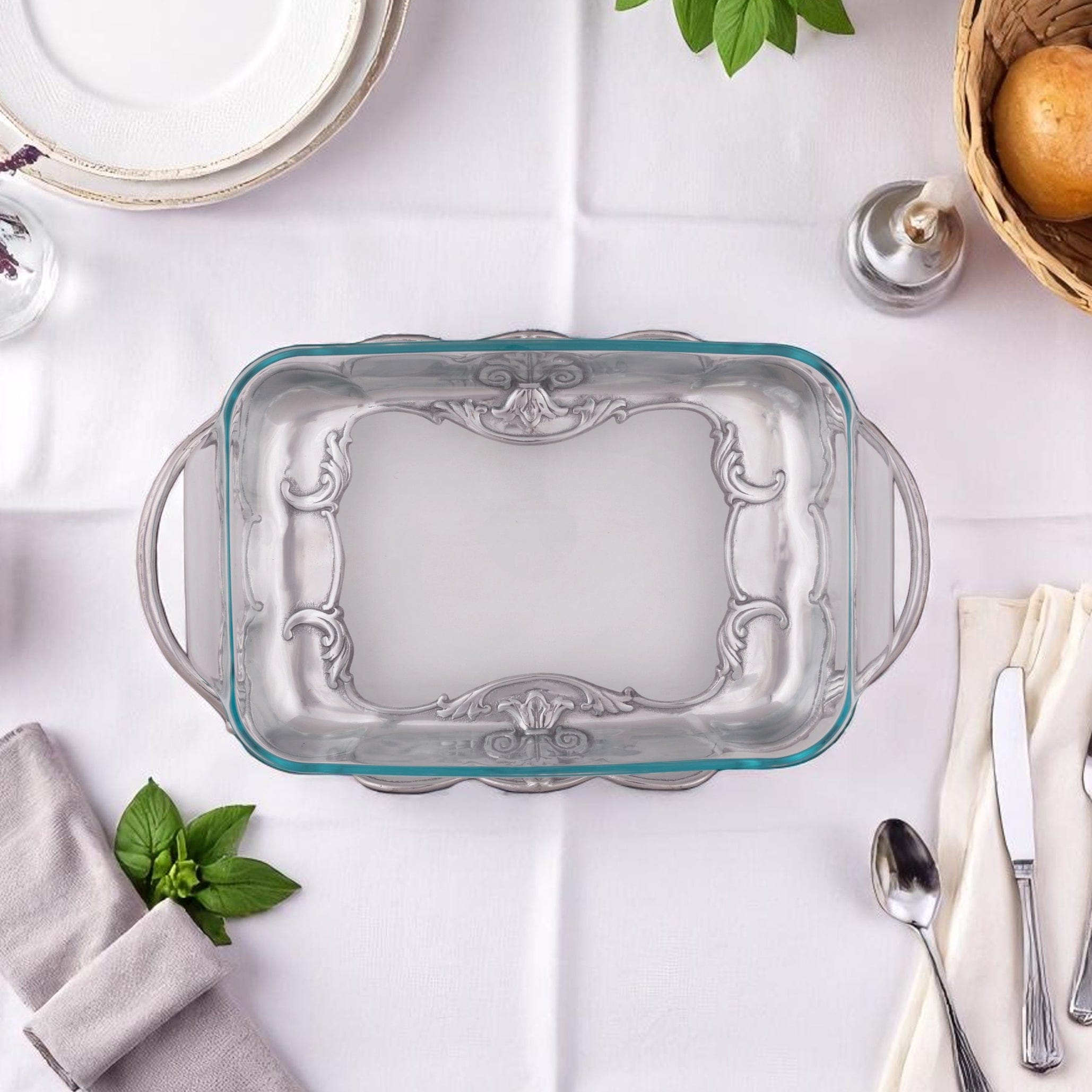 Fleur-De-Lis Pyrex Holder 3qt