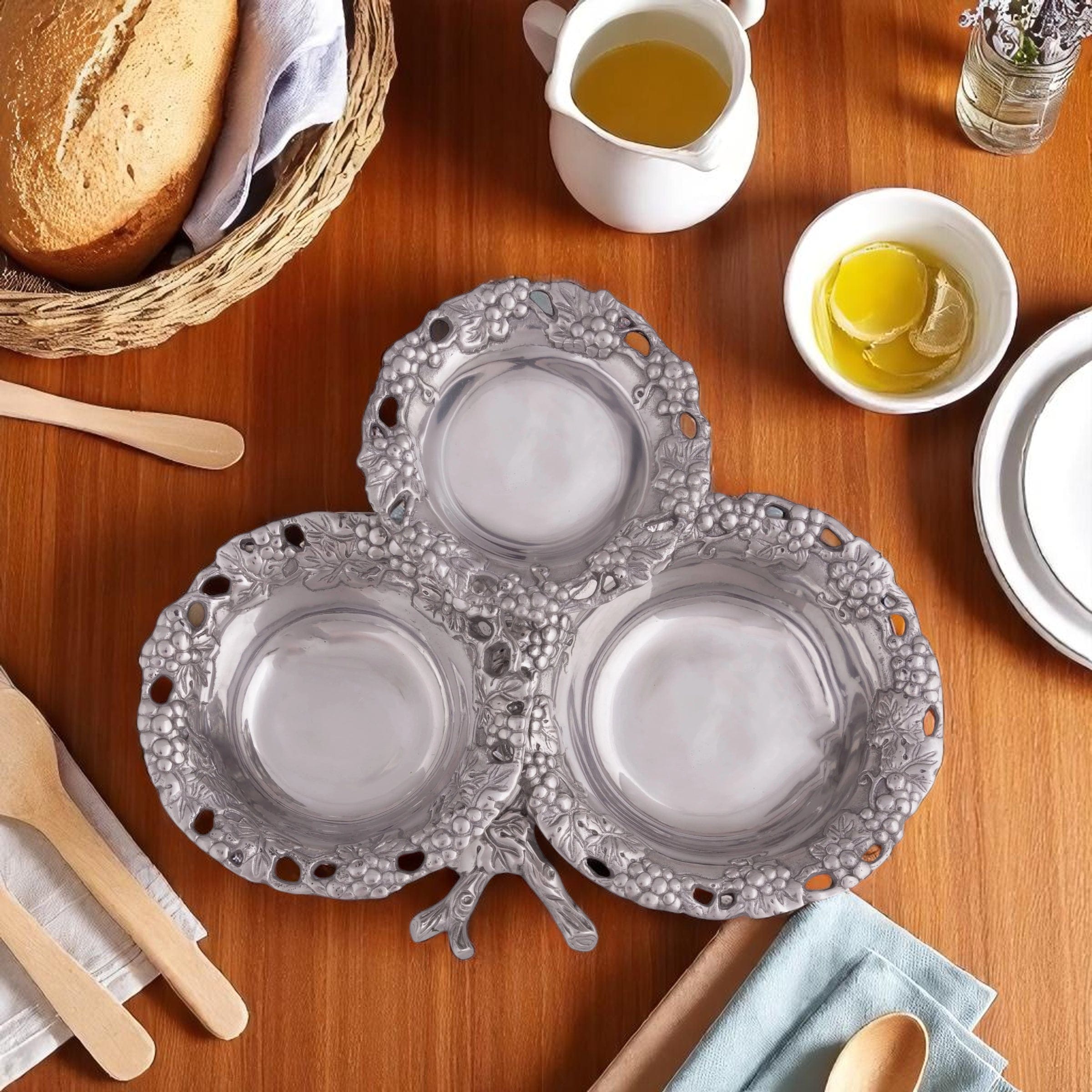 Grape 3-Tiered Bowl