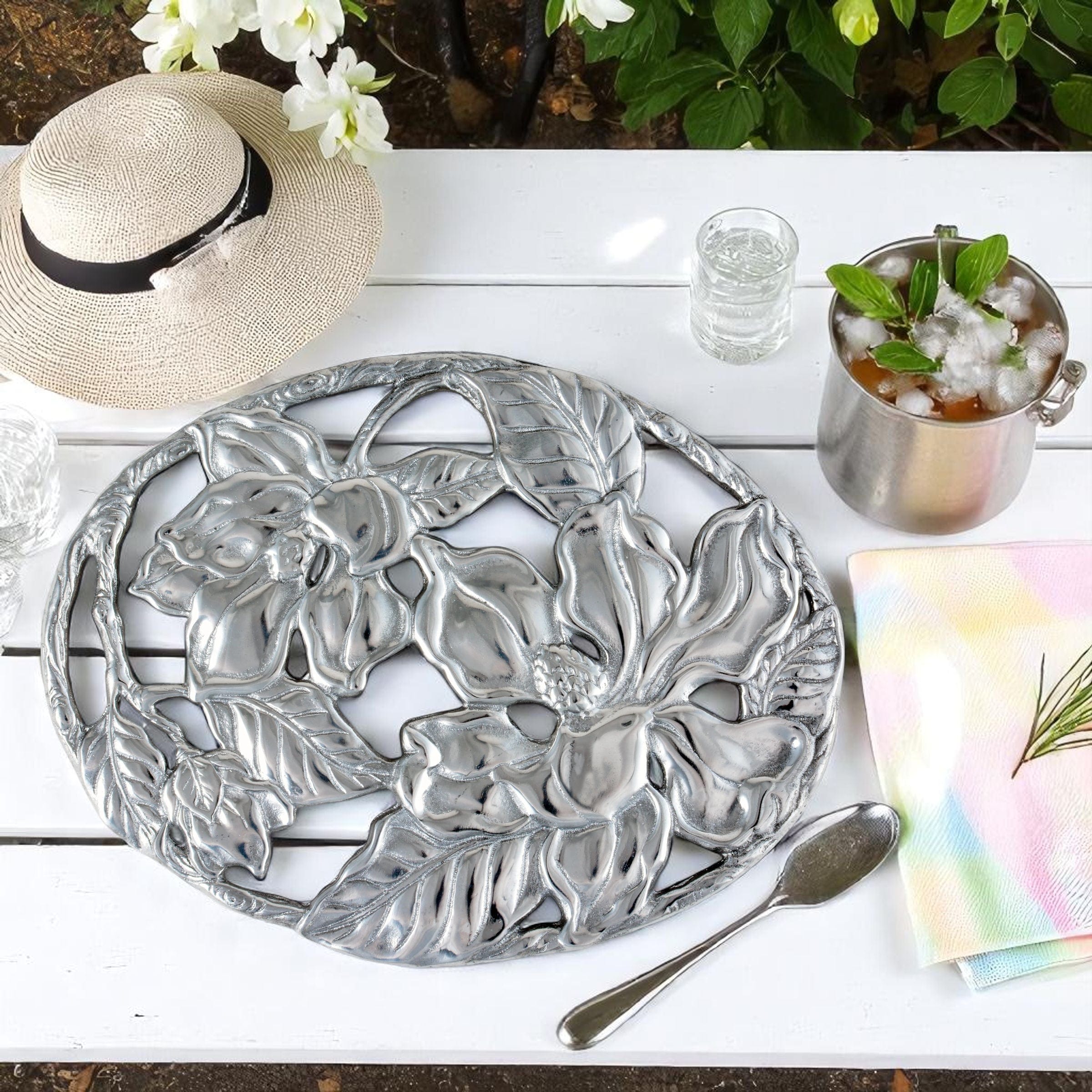 Magnolia Trivet