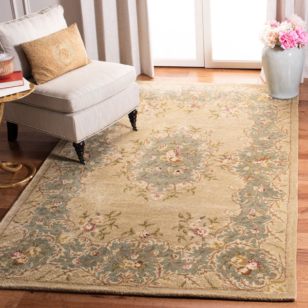 Bergama Rug | Safavieh -  BRG166A - Ivory / Light Blue