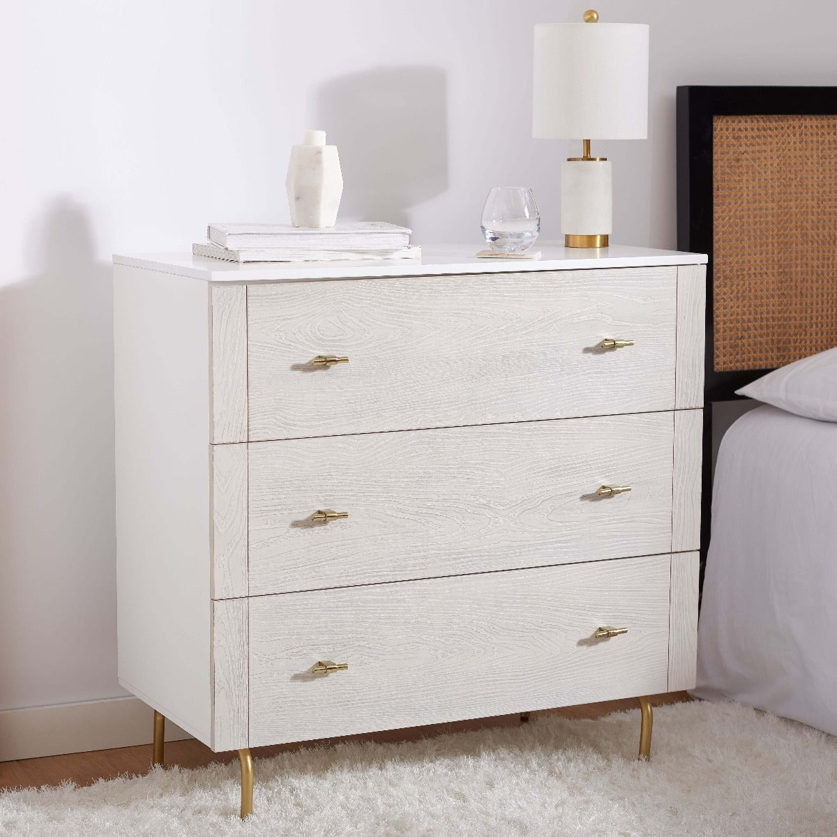 Genevieve 3 Drawer Dresser | Safavieh - White/White Washed