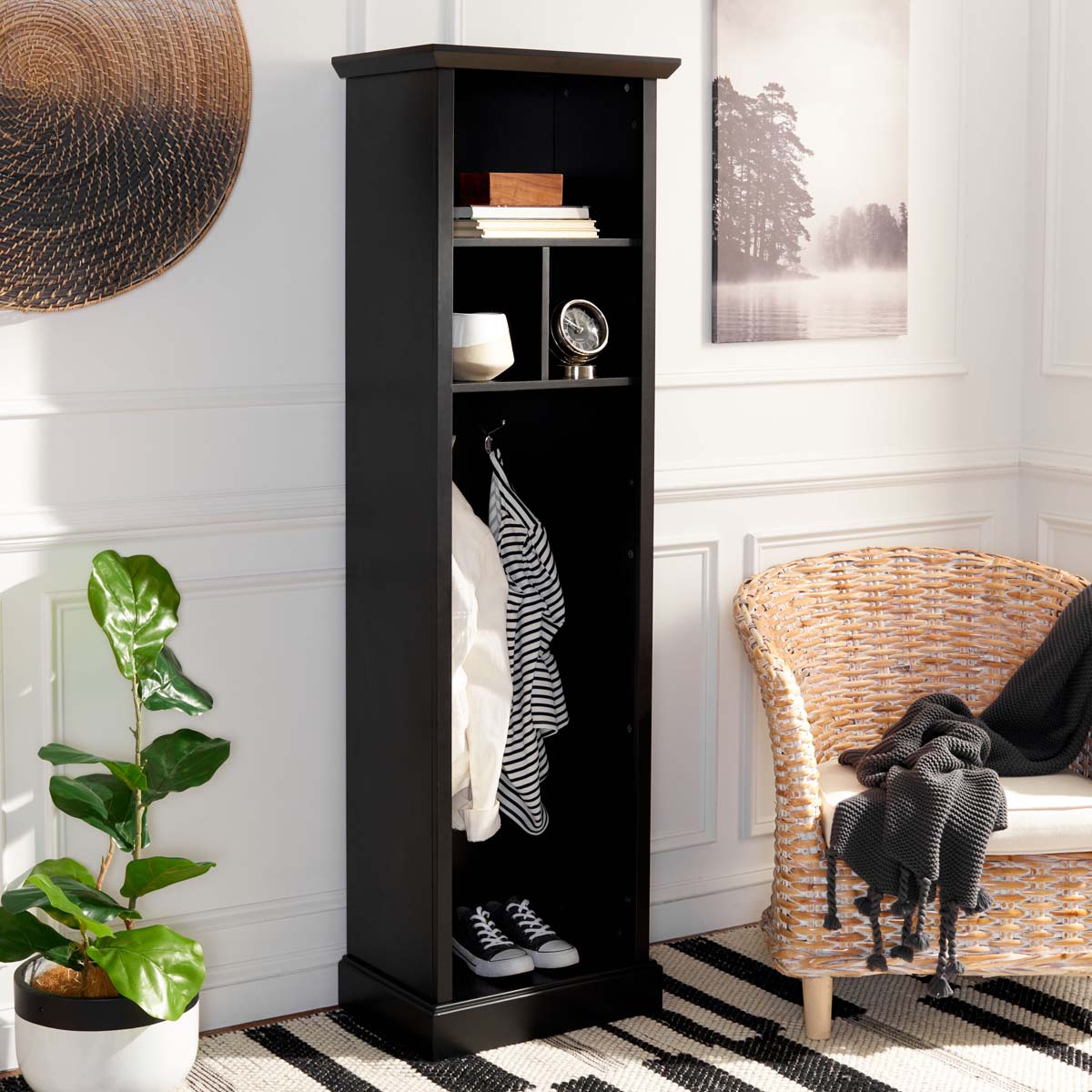 Layli 4 Shelf 2 Hook Top Storage Hall Tree | Safavieh - Black