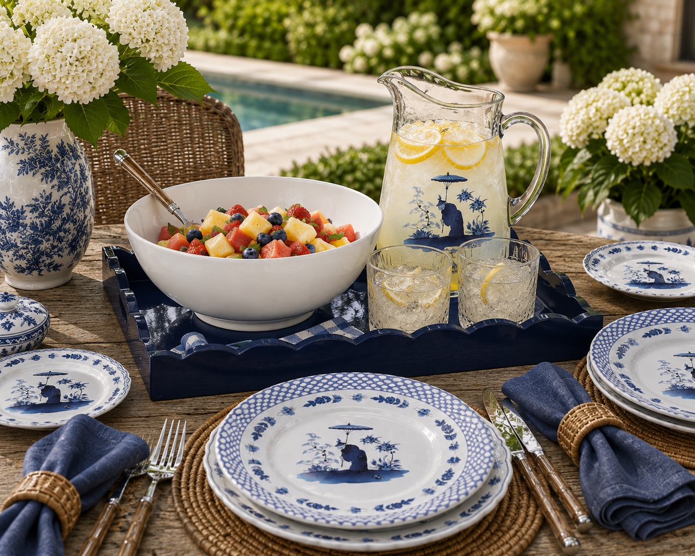 FIGURINE MELAMINE Bundle with Navy Lacquer Tray