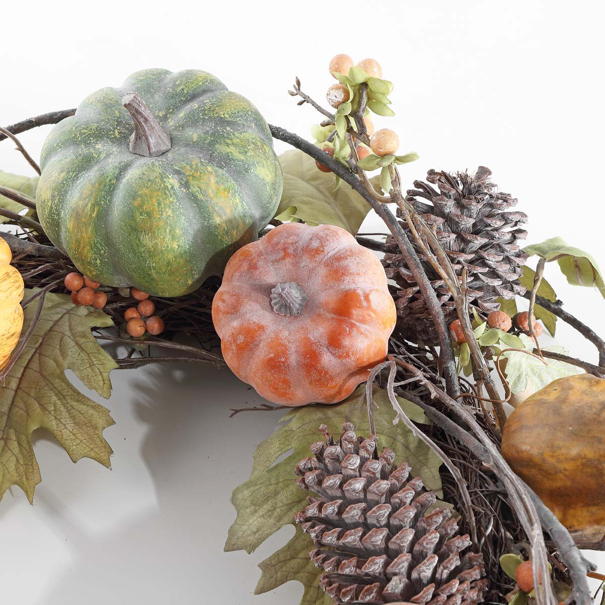 Faux 24 Inch Oak Leak Wreath W/ Pumpkins | Safavieh - FXP1046 - Multi