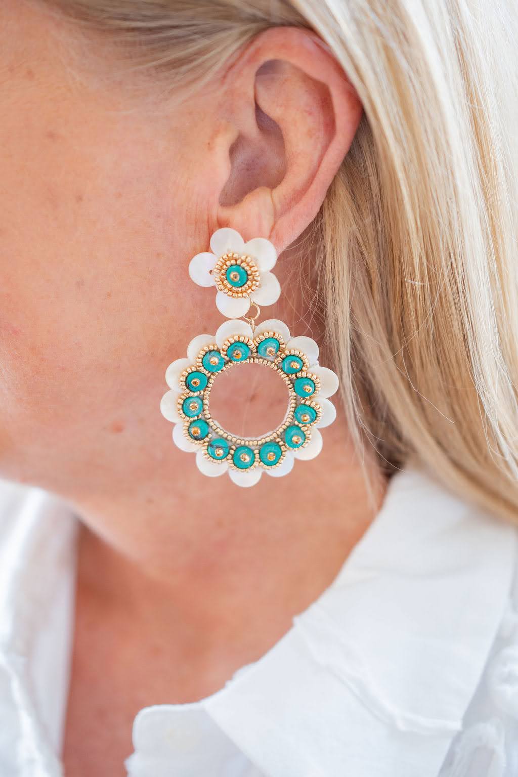 Kara Seashell Earring
