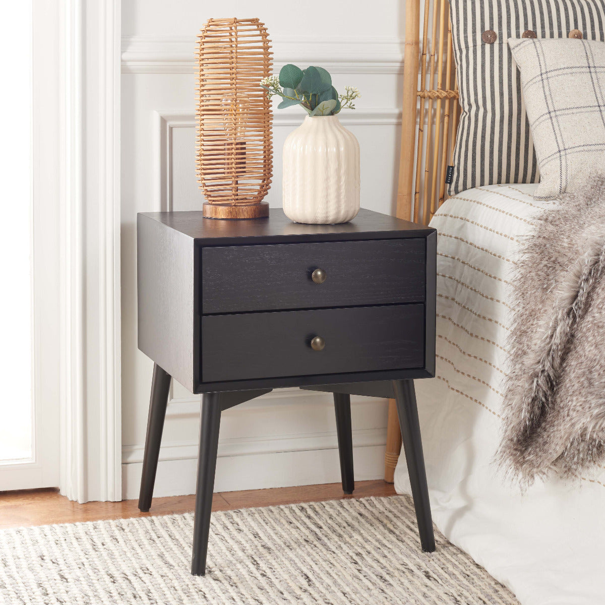 Scully 2 Drawer Nightstand | Safavieh - Black / Gold