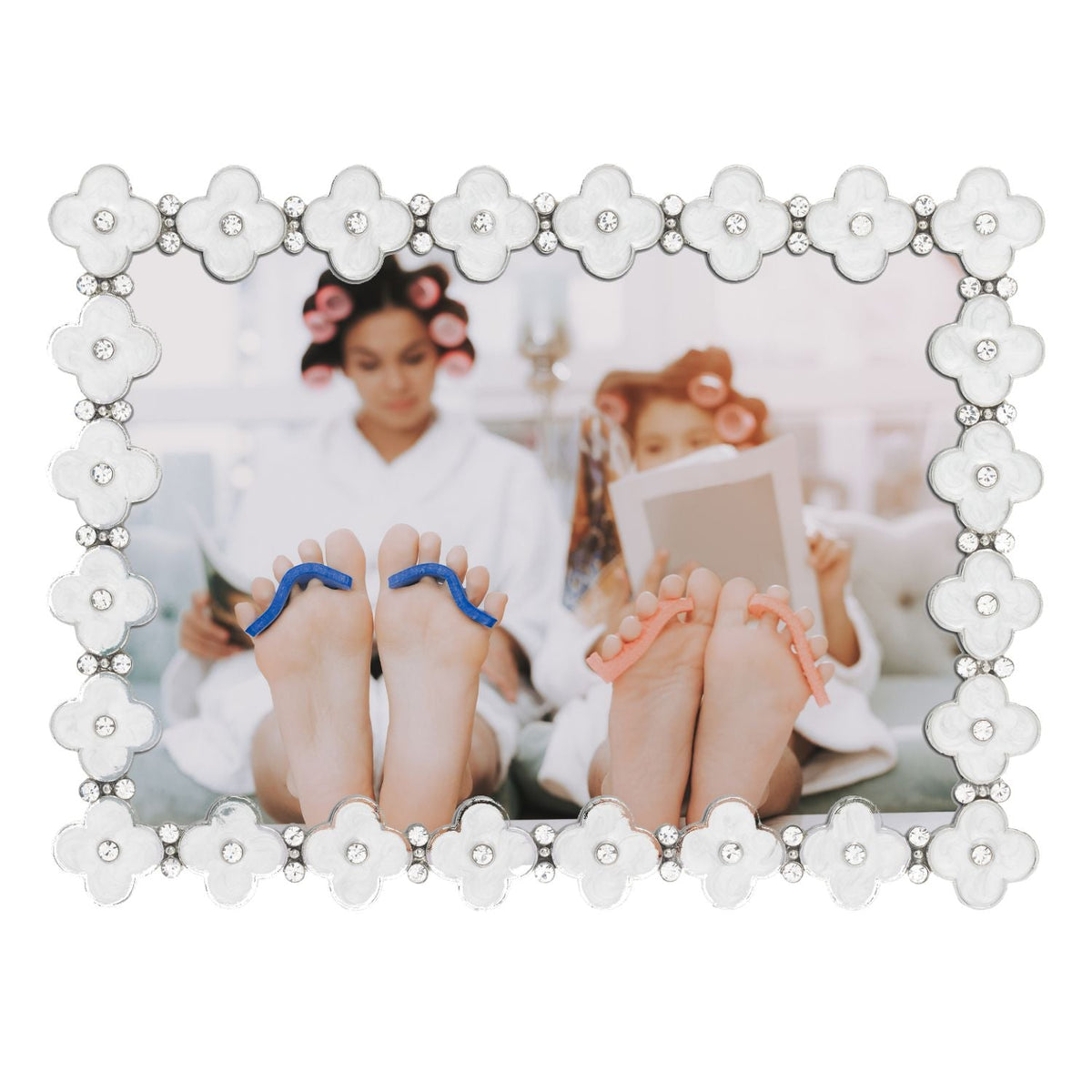 White Enamel Clover Picture Frame, Silver