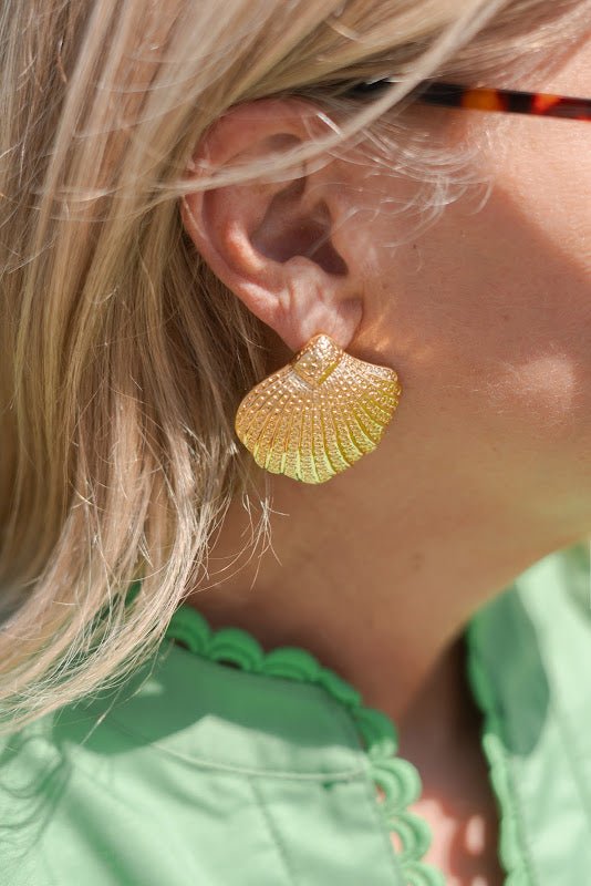 Sullivan Gold Shell Earring - 18k Gold Plated - Belle of the Ball Collection