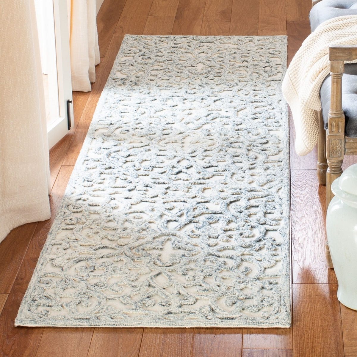 Trace 103 Rug | Safavieh - TRC103 - Charcoal / Ivory